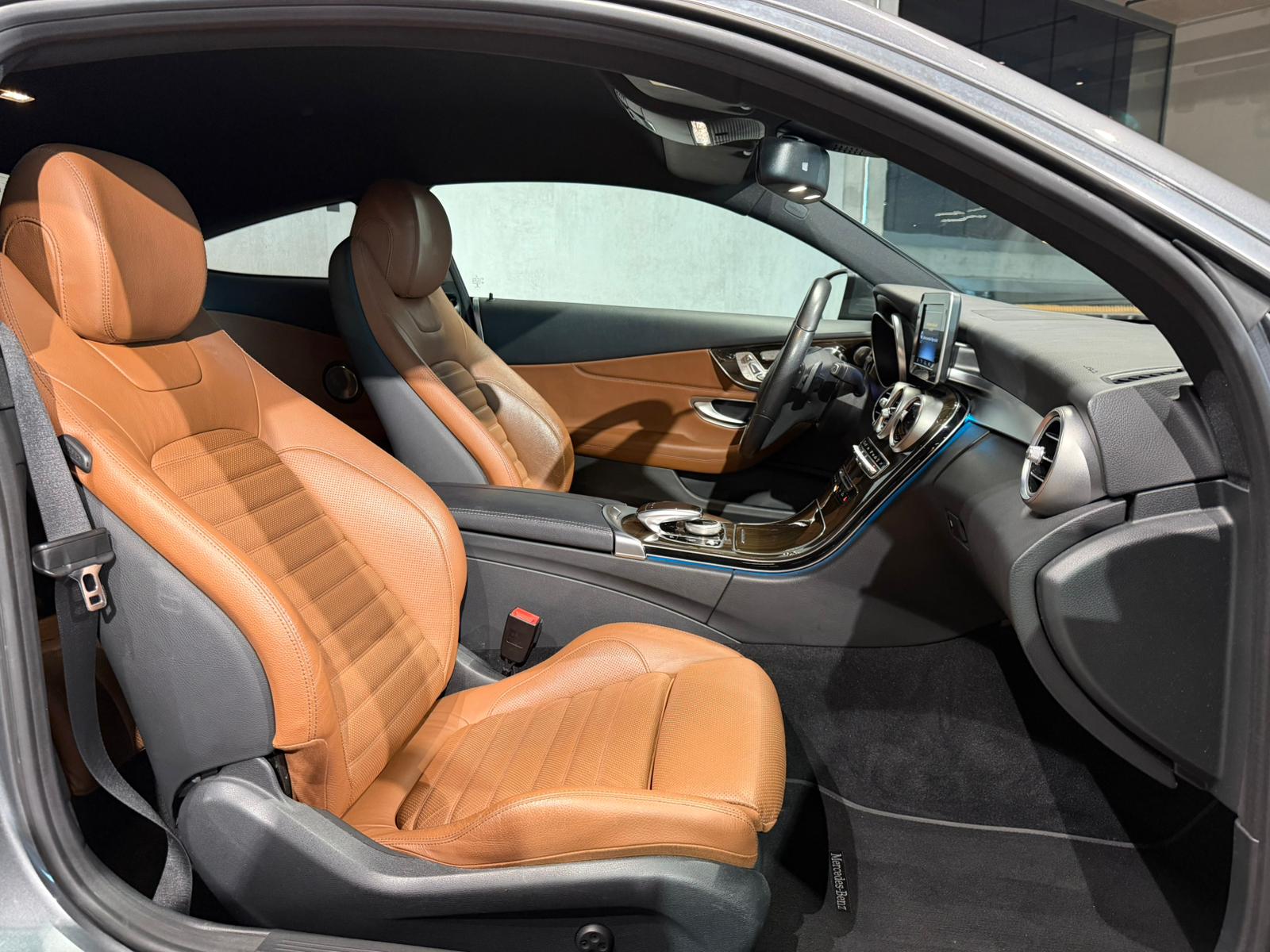 MERCEDES-BENZ C 400 Coupé 4Matic 9G-tronic-image-23