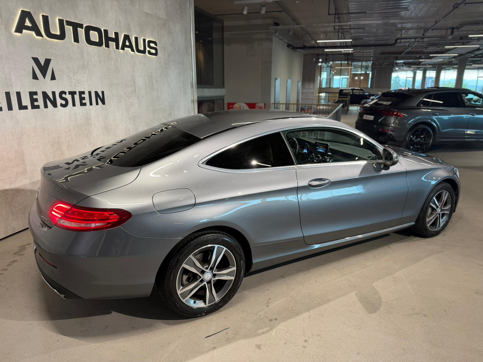MERCEDES-BENZ C 400 Coupé 4Matic 9G-tronic-image-8
