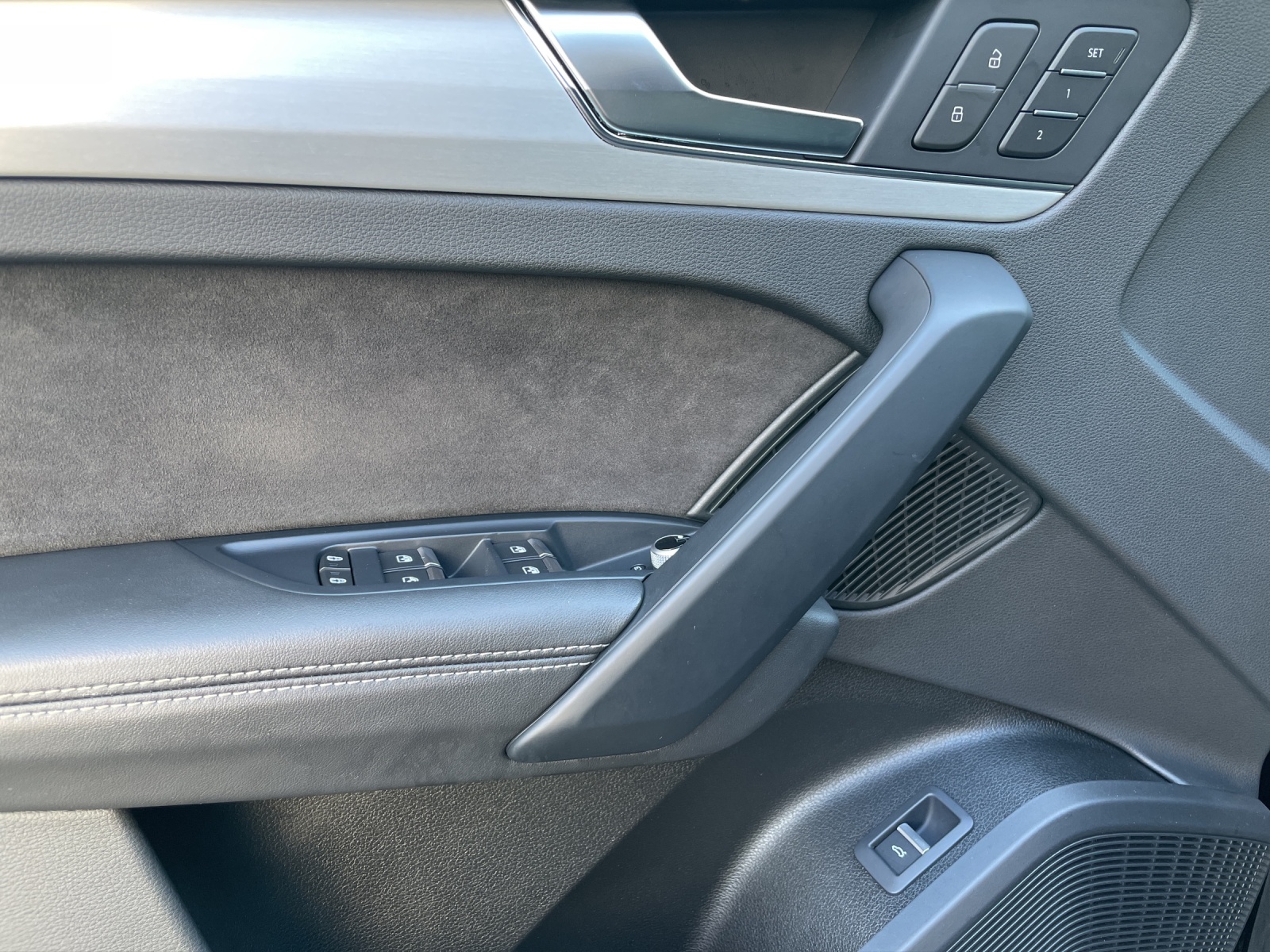 AUDI SQ5 Sportback TDI quattro tiptronic-image-8