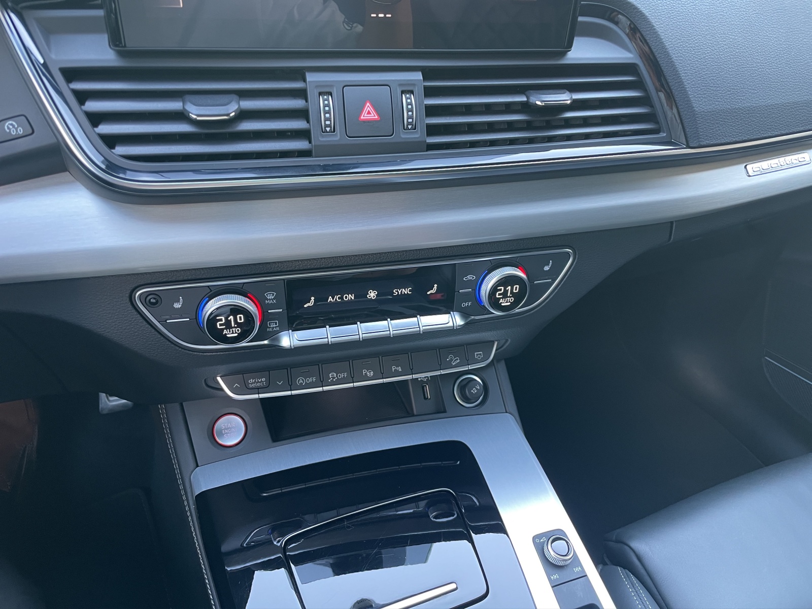 AUDI SQ5 Sportback TDI quattro tiptronic-image-11