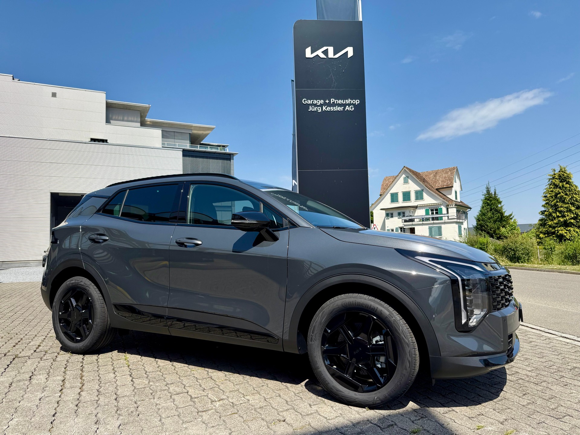 KIA Sportage 1.6 T-GDi Hybrid Black Edition