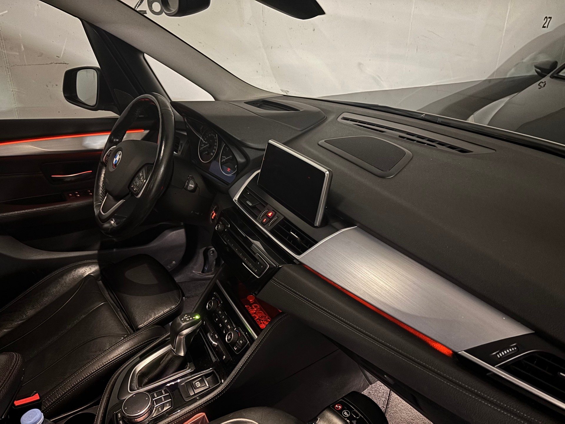 BMW BMW 218 Gran Tourer Luxury Line– 7-Plätze-image-2