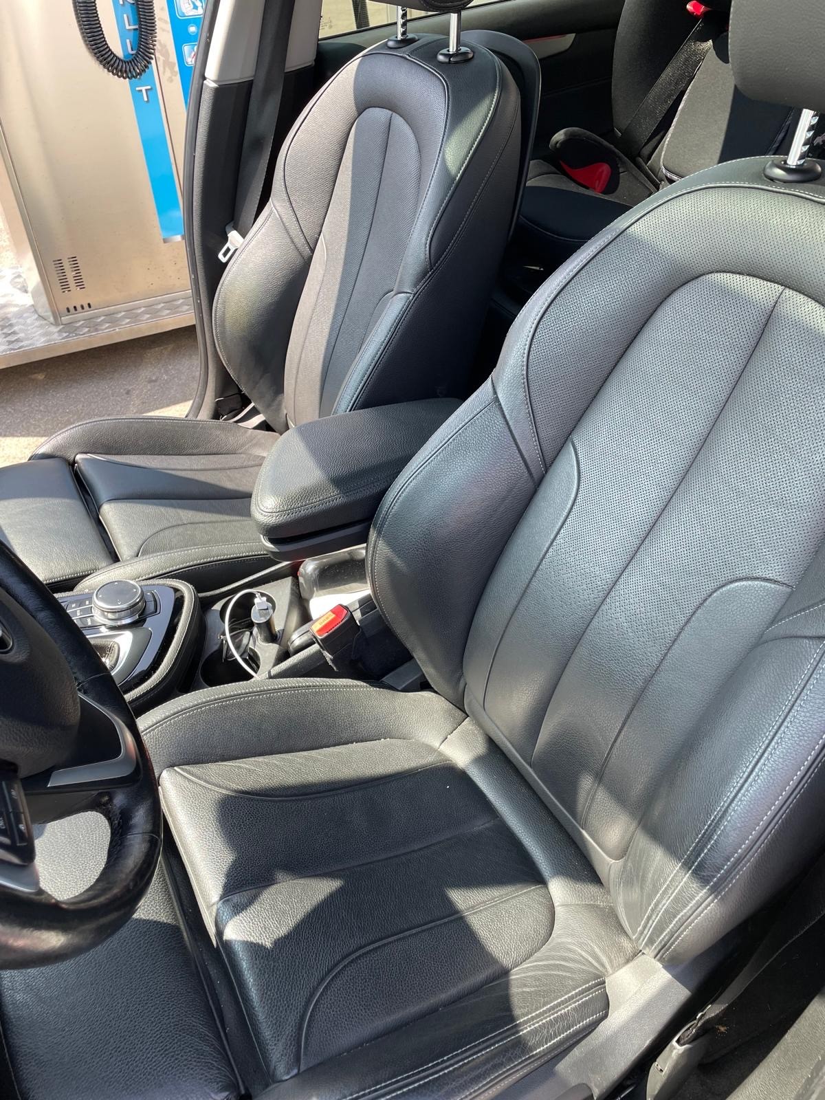 BMW BMW 218 Gran Tourer Luxury Line– 7-Plätze-image-3