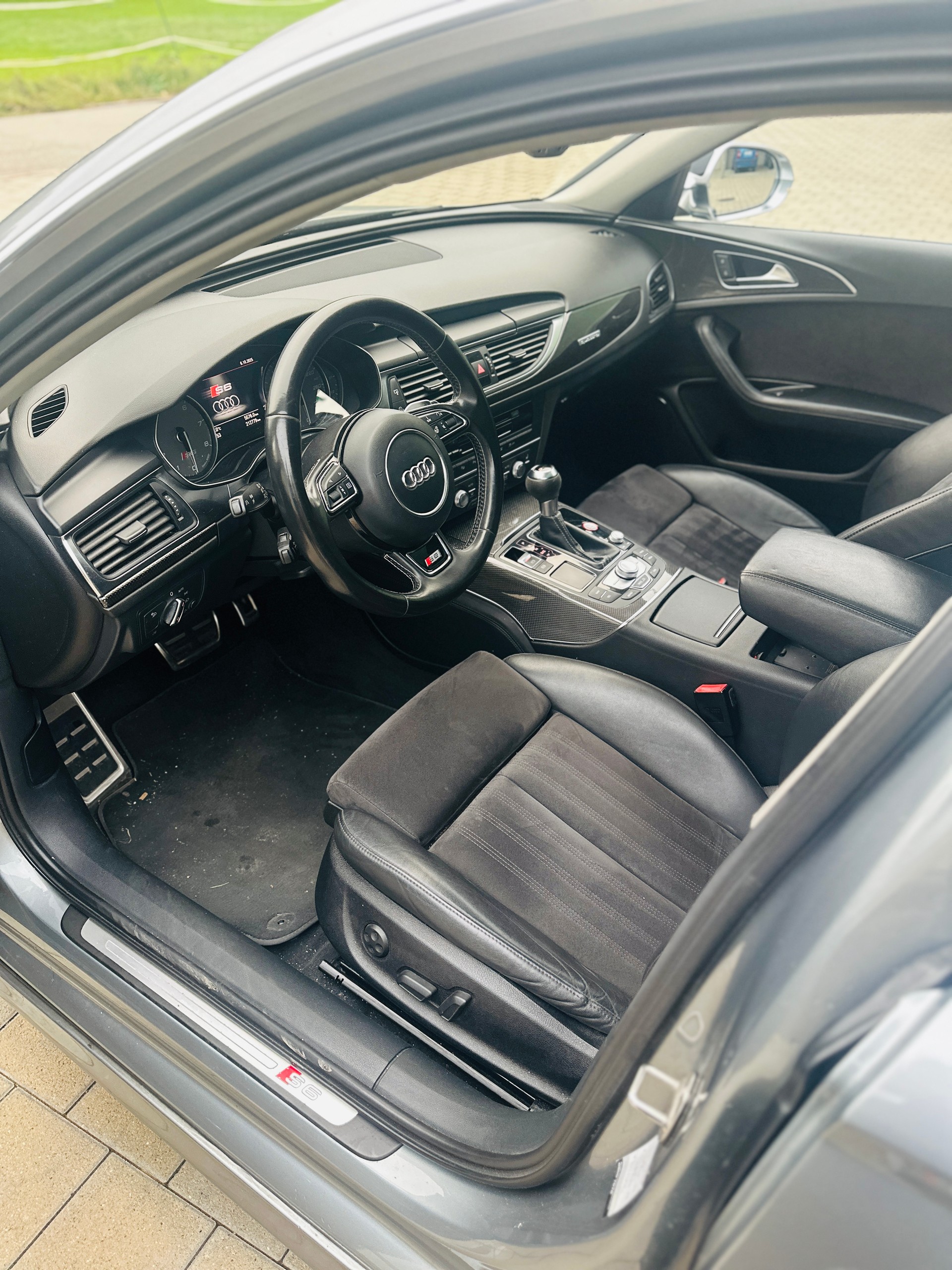 AUDI S6 Limousine 4.0 TFSI V8 quattro S-tronic-image-10