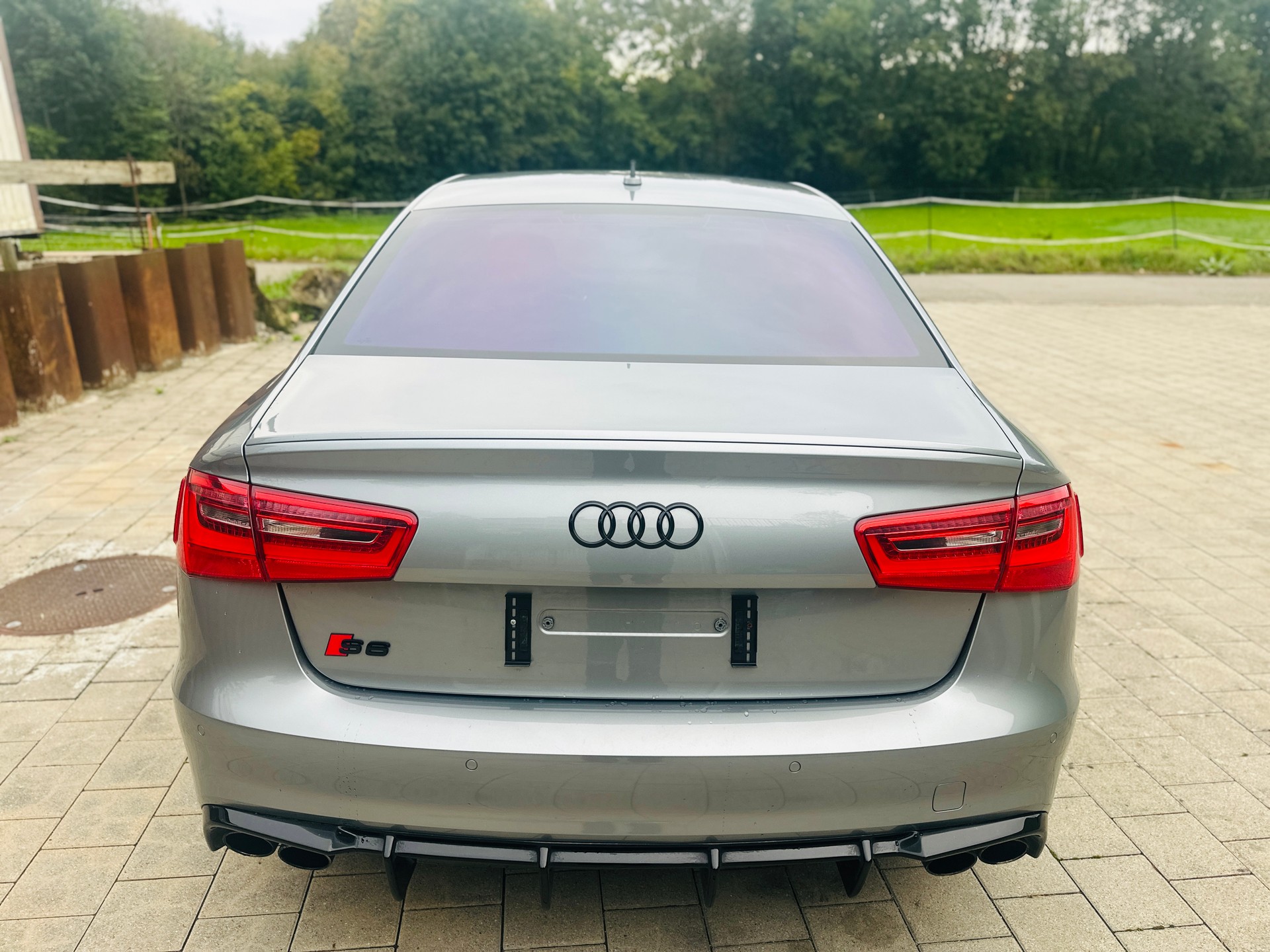 AUDI S6 Limousine 4.0 TFSI V8 quattro S-tronic-image-9