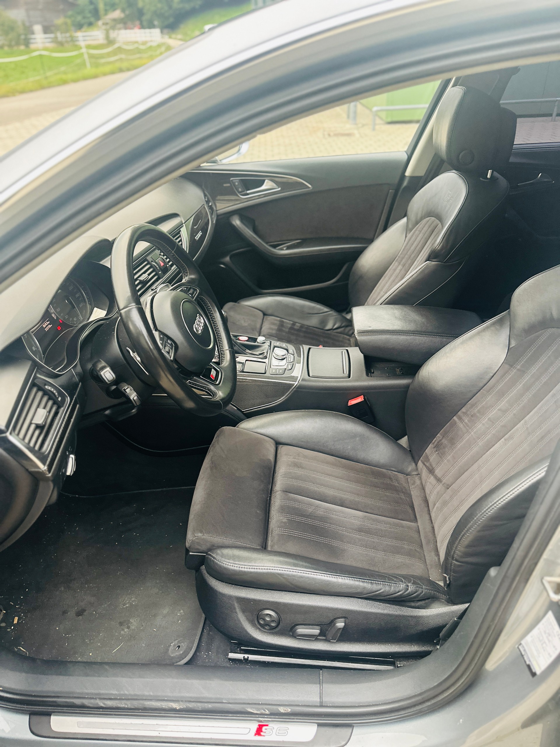 AUDI S6 Limousine 4.0 TFSI V8 quattro S-tronic-image-11
