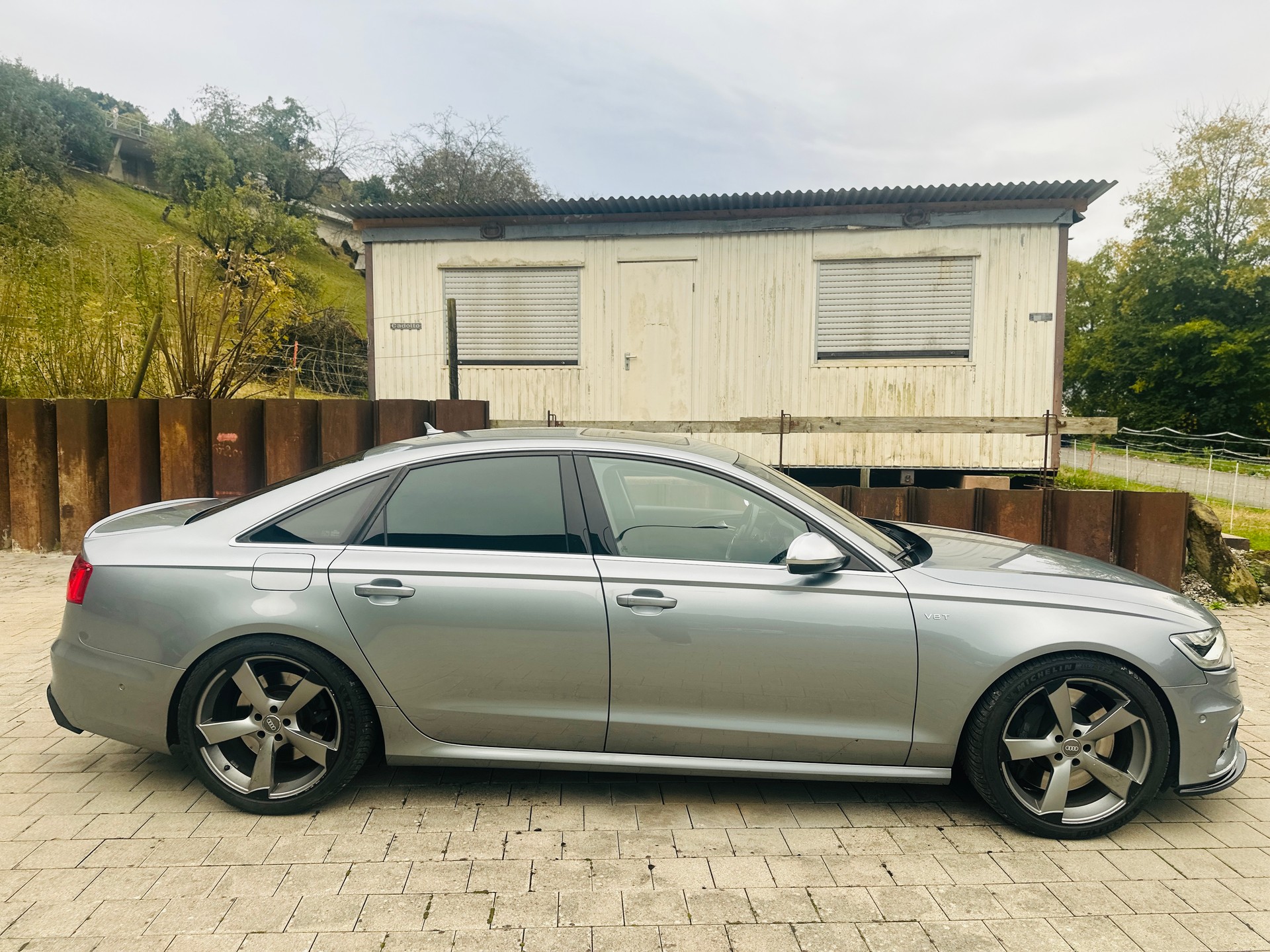 AUDI S6 Limousine 4.0 TFSI V8 quattro S-tronic-image-2