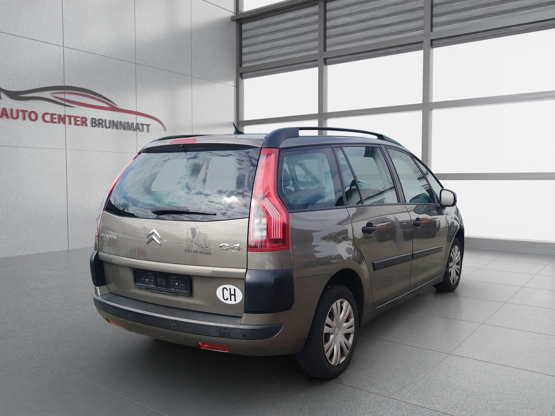 CITROEN Grand C4 Picasso 1.6 HDI 16V Dynamique BMP6-image-4