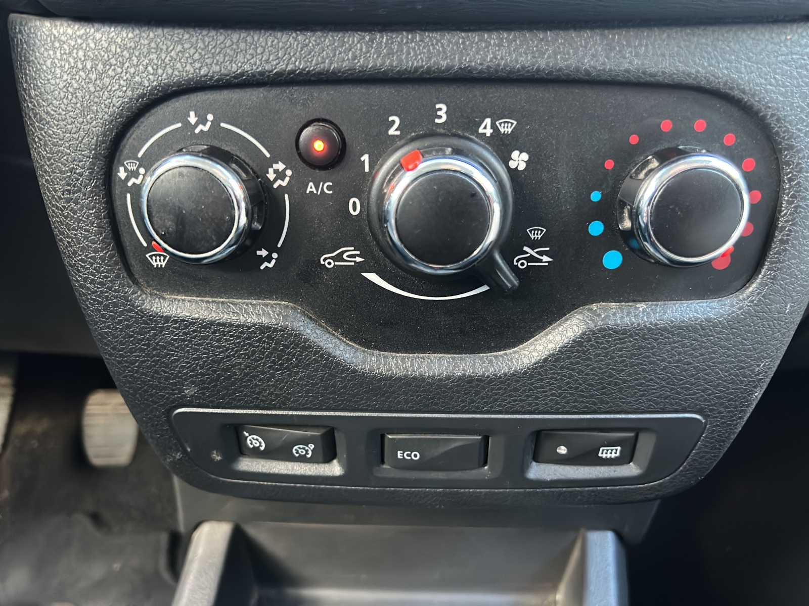 DACIA Dokker 1.2 T Stepway-image-15