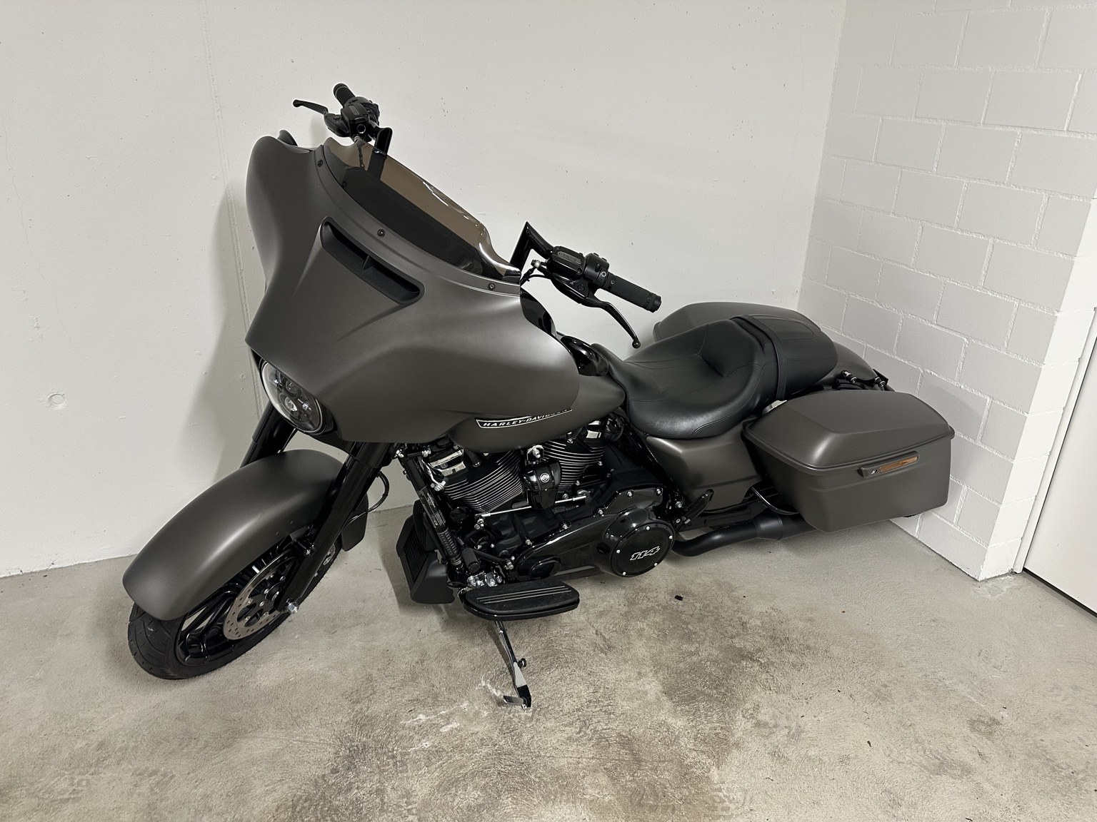 HARLEY-DAVIDSON FLHXS Street Glide Special 114-image-2