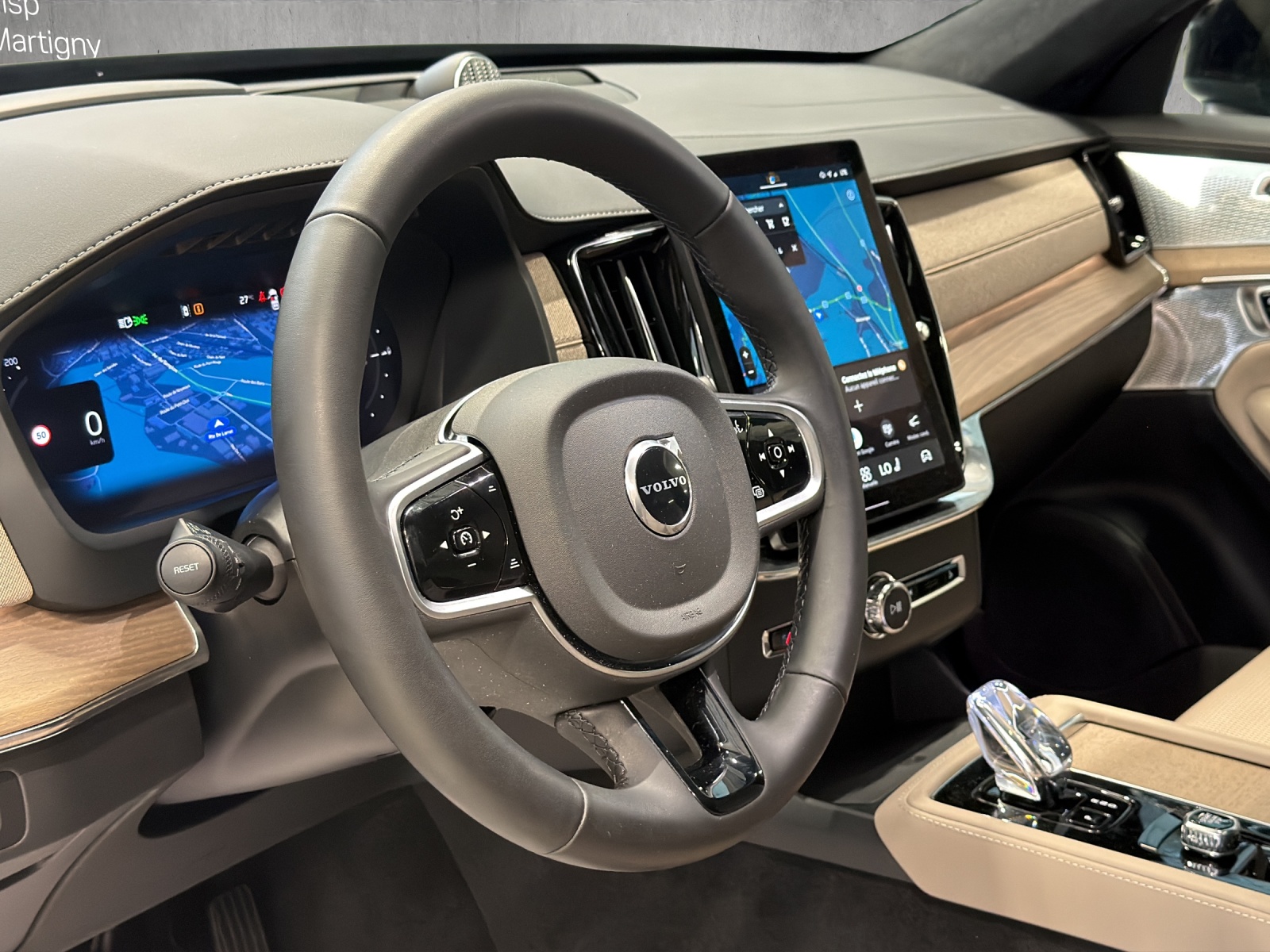 VOLVO XC90 T8 eAWD PluginHybrid Ultra Dark Geartronic-image-11