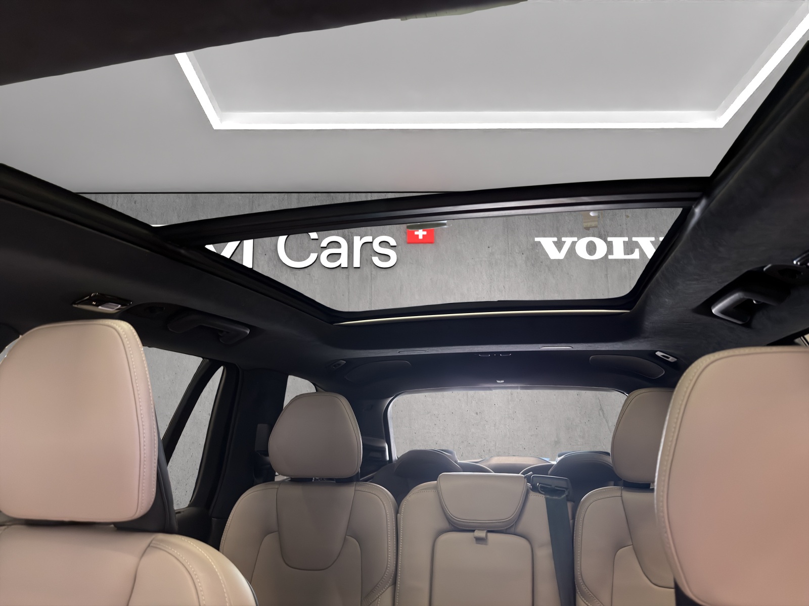 VOLVO XC90 T8 eAWD PluginHybrid Ultra Dark Geartronic-image-16