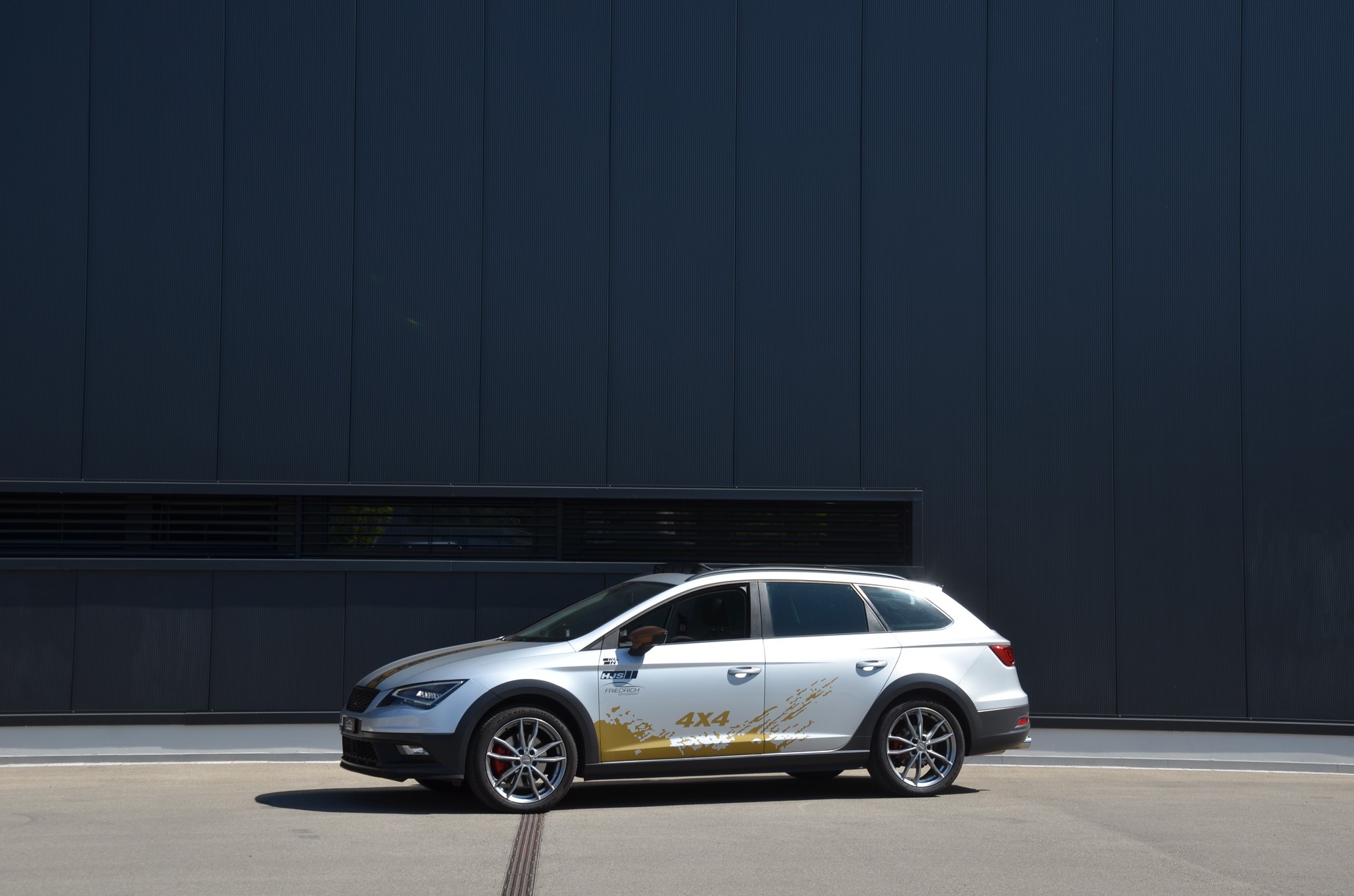 SEAT Leon ST 1.8 TSI X-Perience 4Drive DSG-showroom-element-1