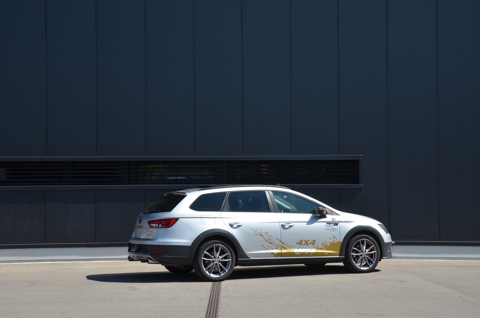 SEAT Leon ST 1.8 TSI X-Perience 4Drive DSG-showroom-element-3