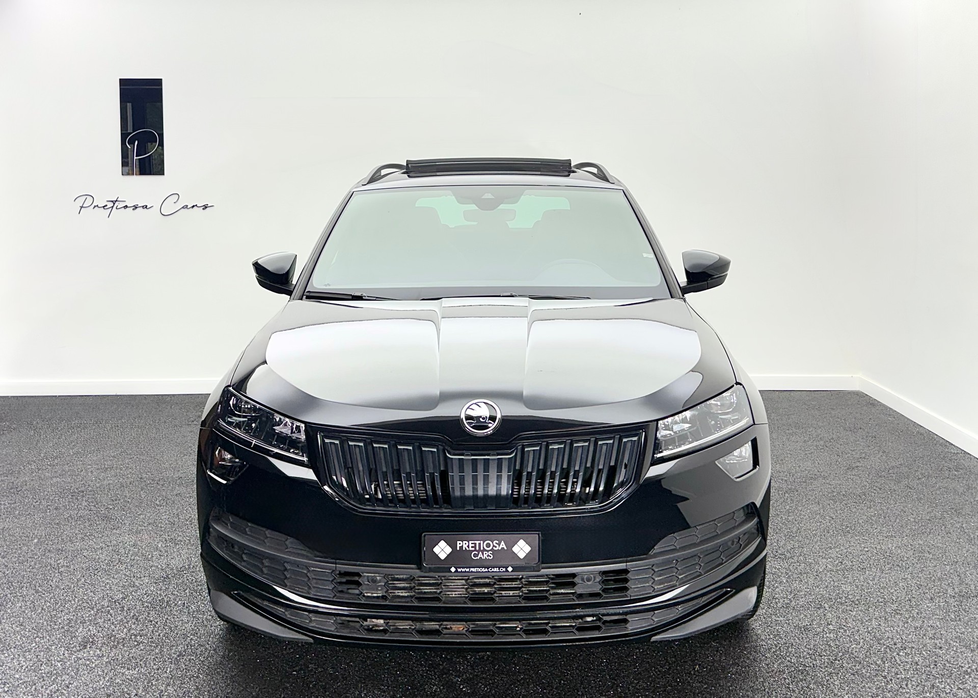 SKODA Karoq 2.0 TDI SCR SportLine 4x4 DSG PANORAMADACH-showroom-element-2