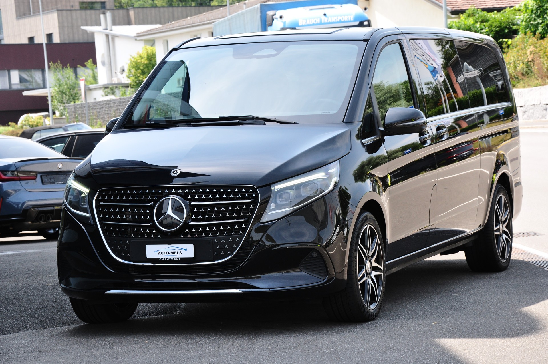MERCEDES-BENZ V 300 d extralang Avantgarde 4Matic 9G-Tronic-image-9