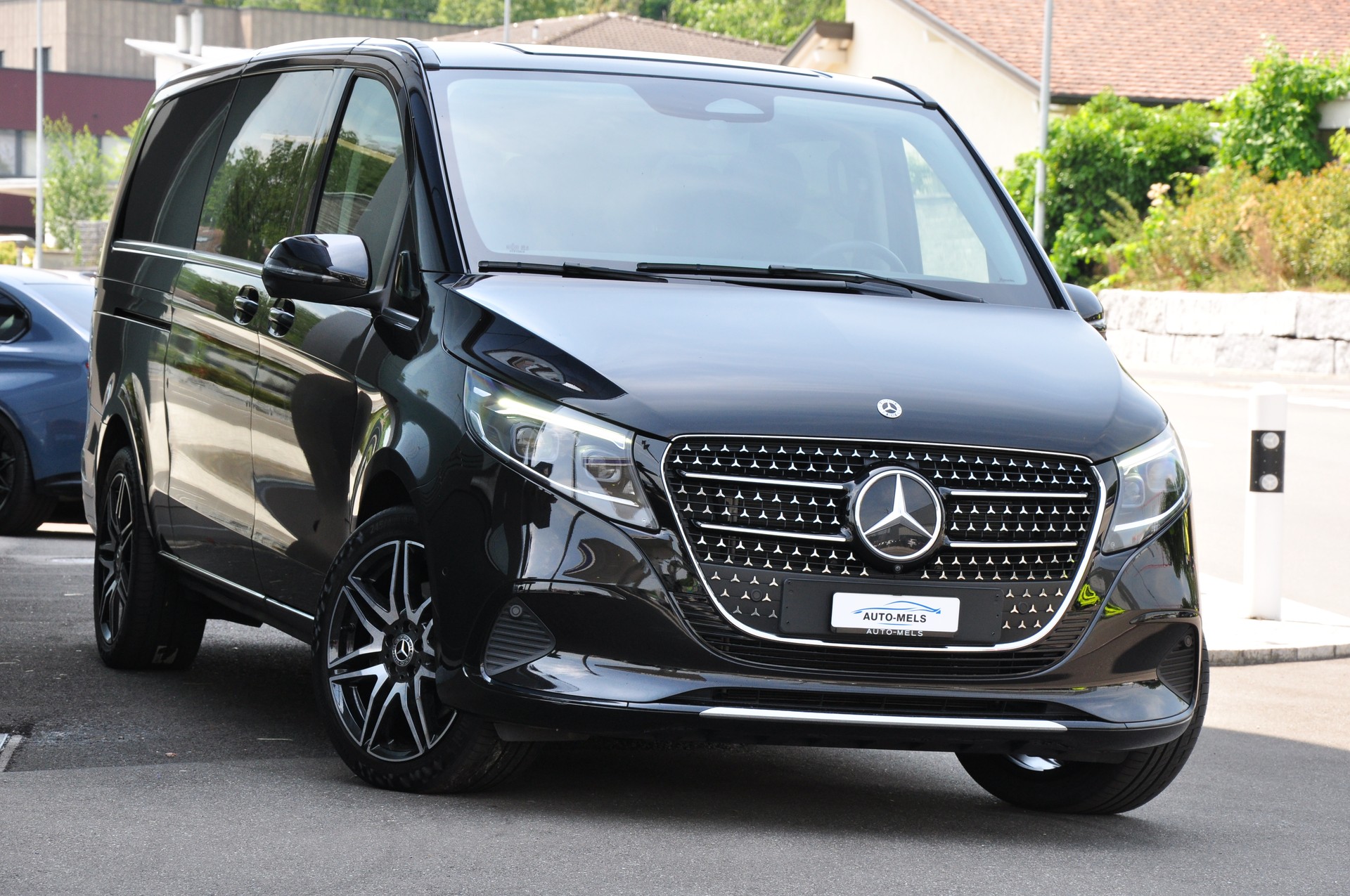 MERCEDES-BENZ V 300 d extralang Avantgarde 4Matic 9G-Tronic-image-7