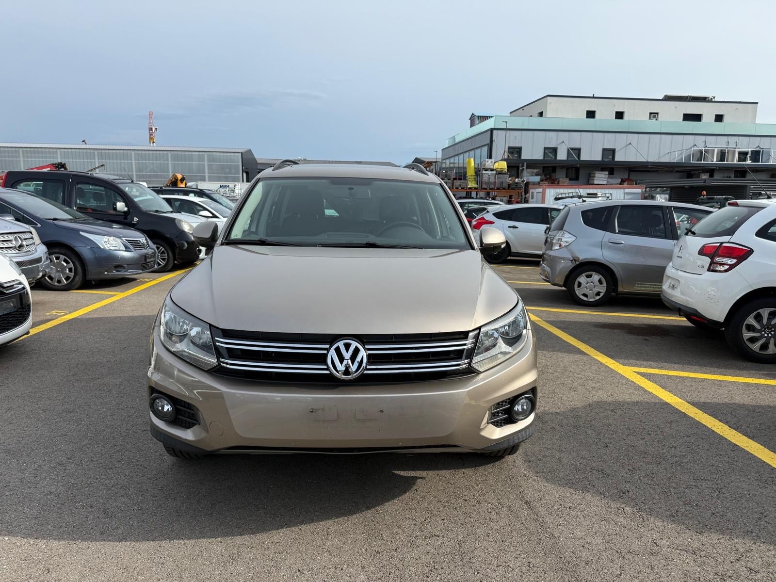 VW Tiguan 2.0 TSI Track&Field 4Motion DSG-image-1