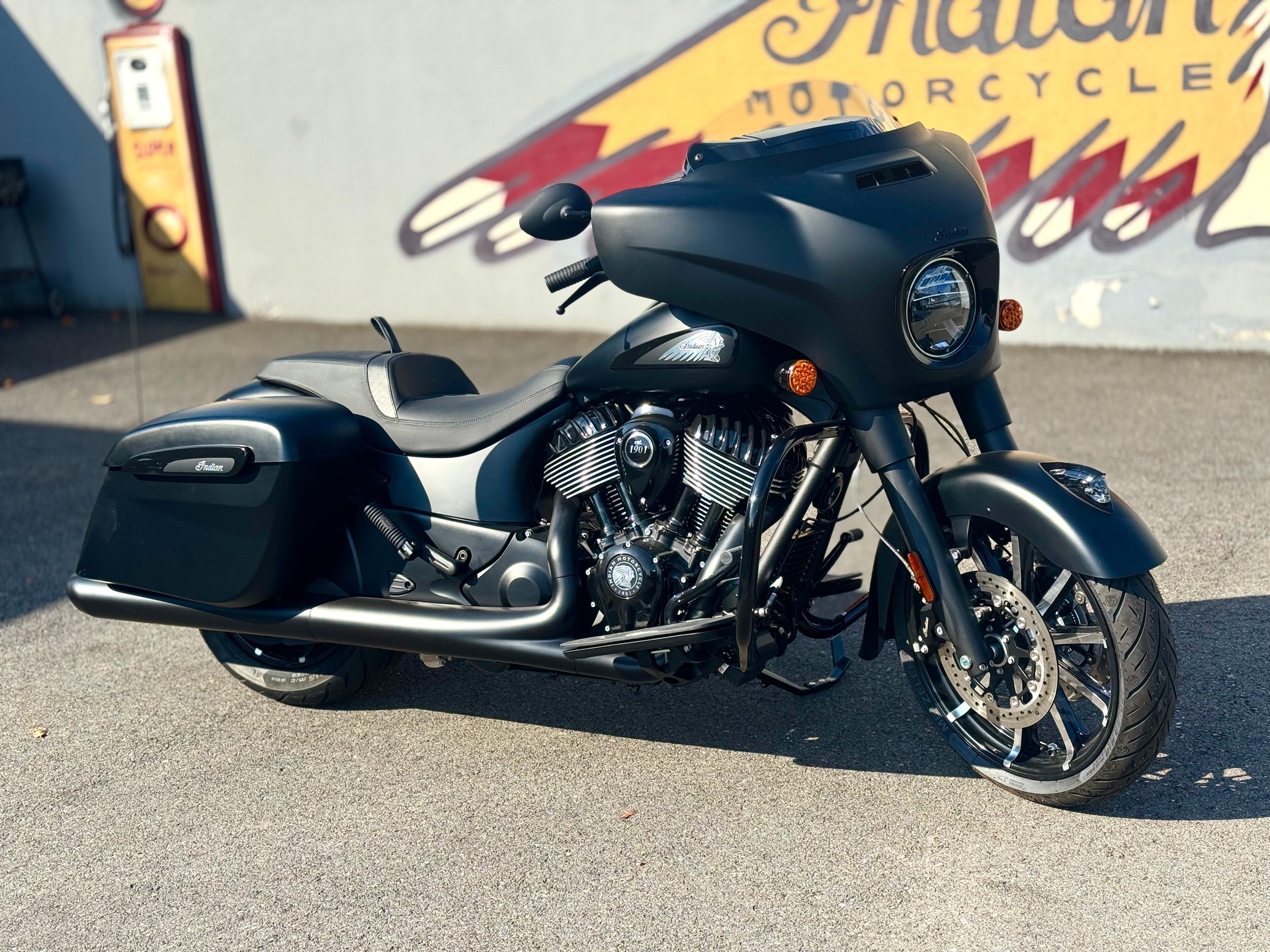 INDIAN Chieftain Dark Horse-image-1