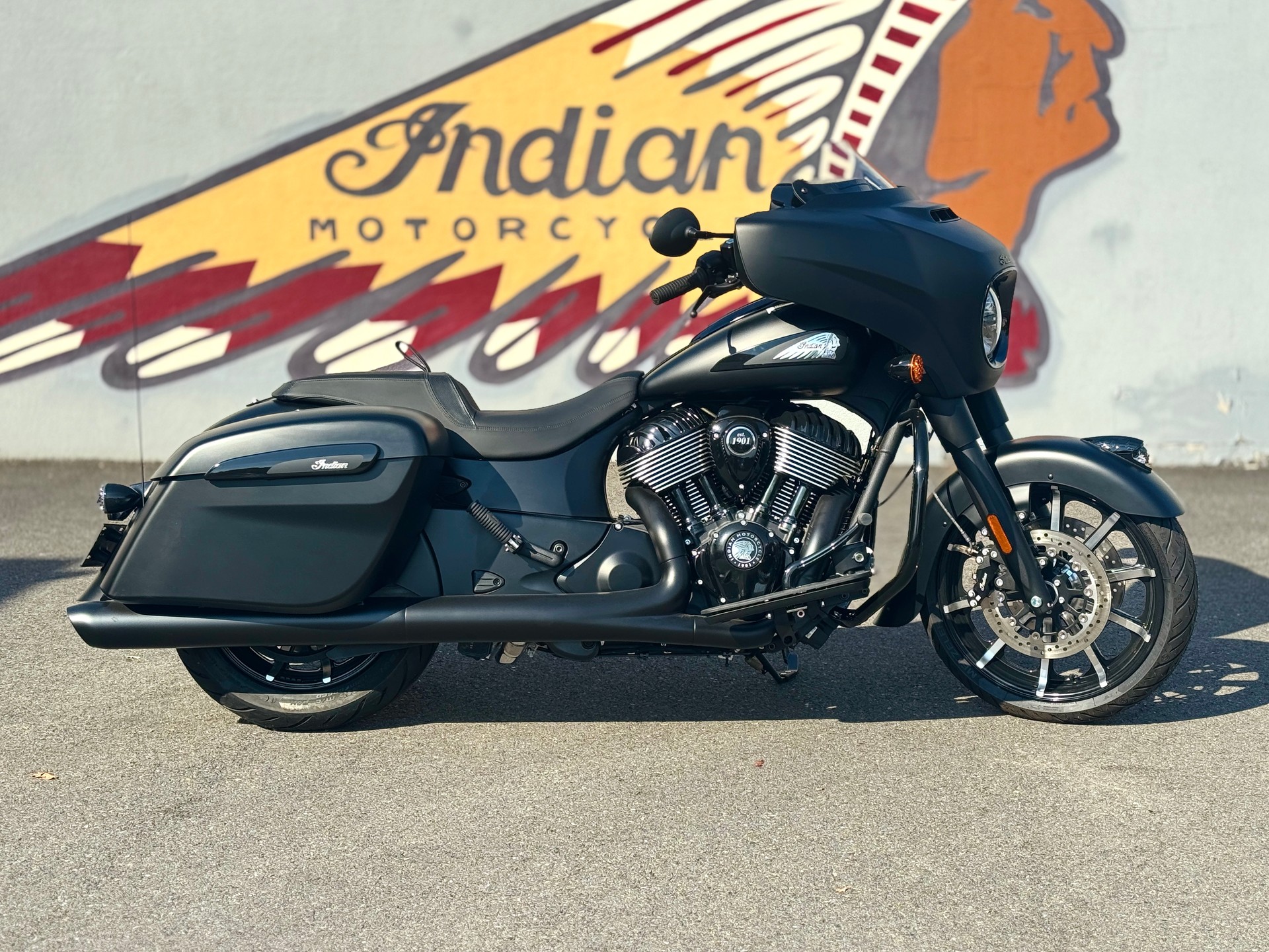 INDIAN Chieftain Dark Horse-image-0