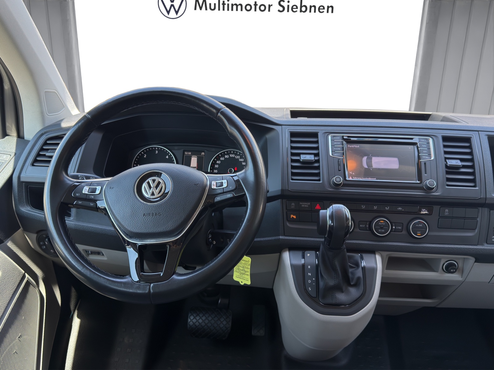 VW T6 Caravelle 2.0 TDI Comfortline Liberty 4Mot. DSG-image-12