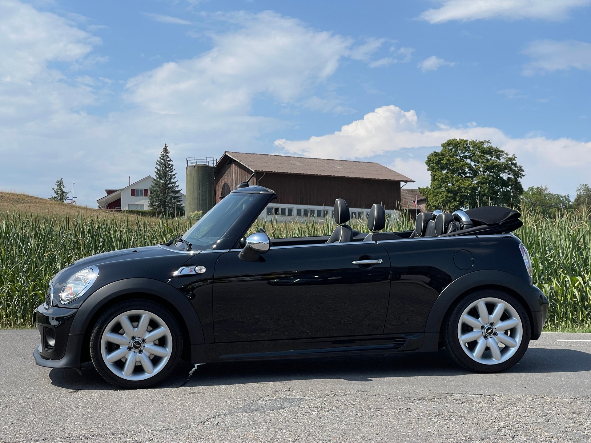 MINI Cooper S Cabriolet-showroom-element-1