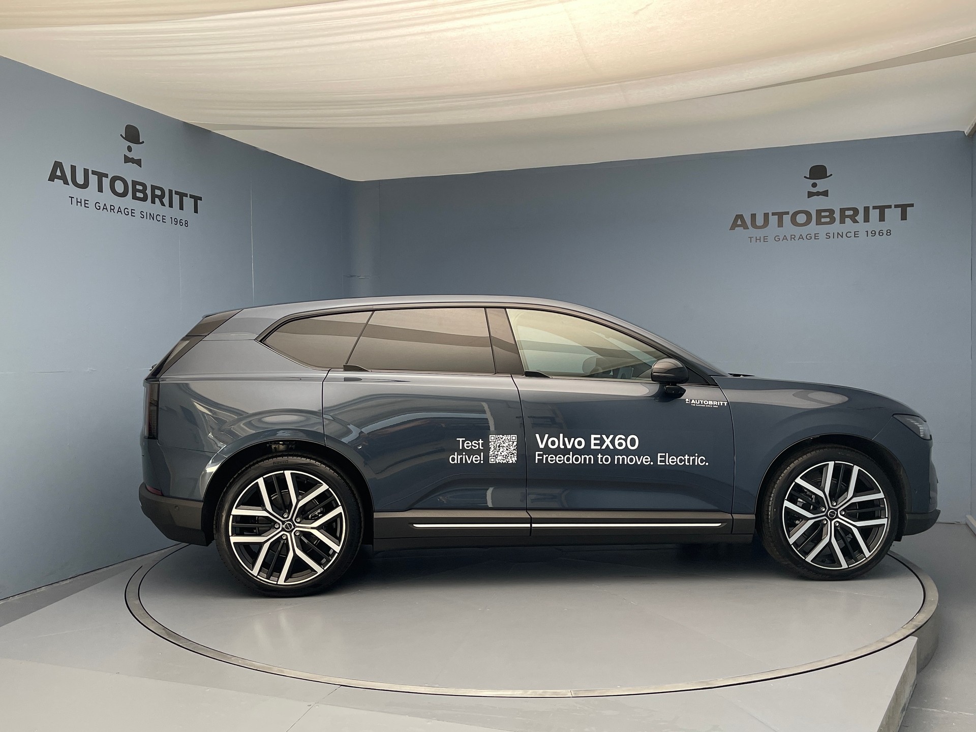 VOLVO EX60 Twin Ultra AWD-showroom-element-2