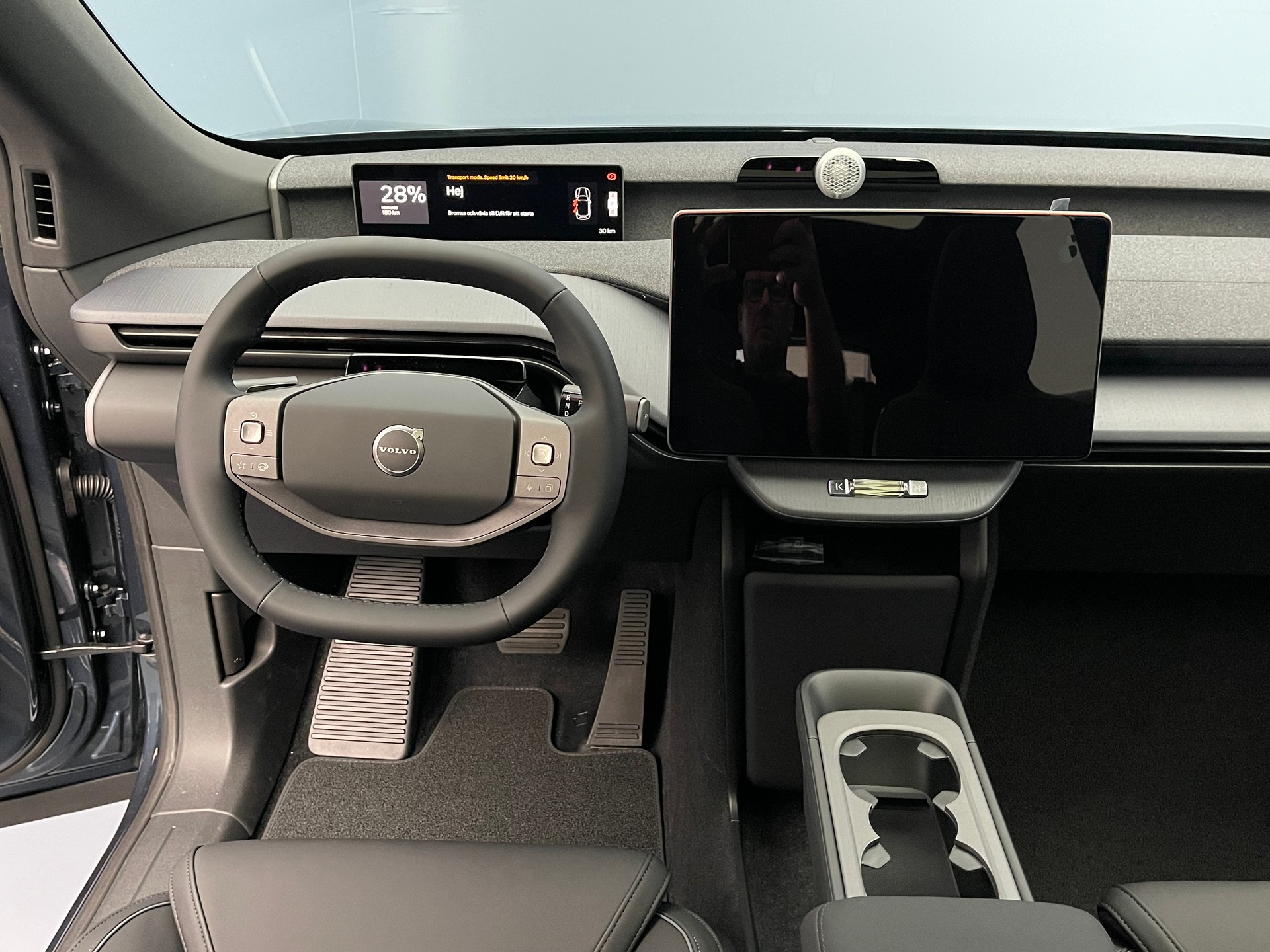 VOLVO EX60 Twin Ultra AWD-image-10