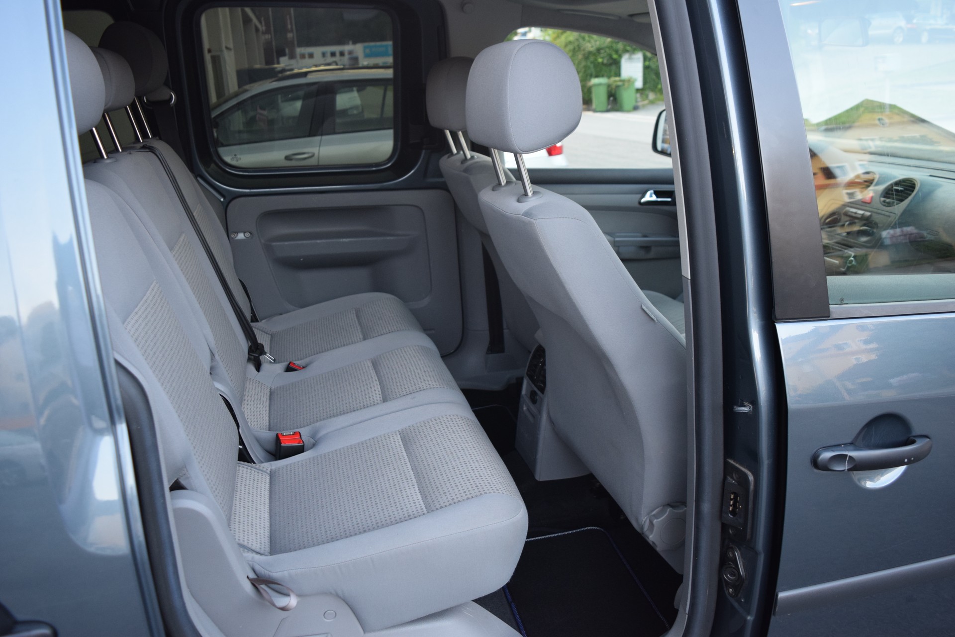 VW Caddy 1.9TDI PD 4Motion-image-10