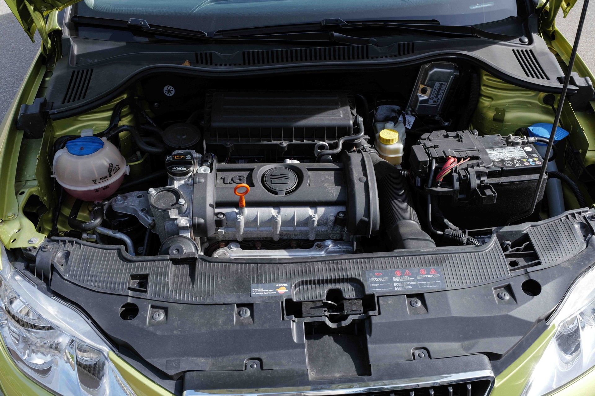 SEAT 1.6 16V Sport-image-5