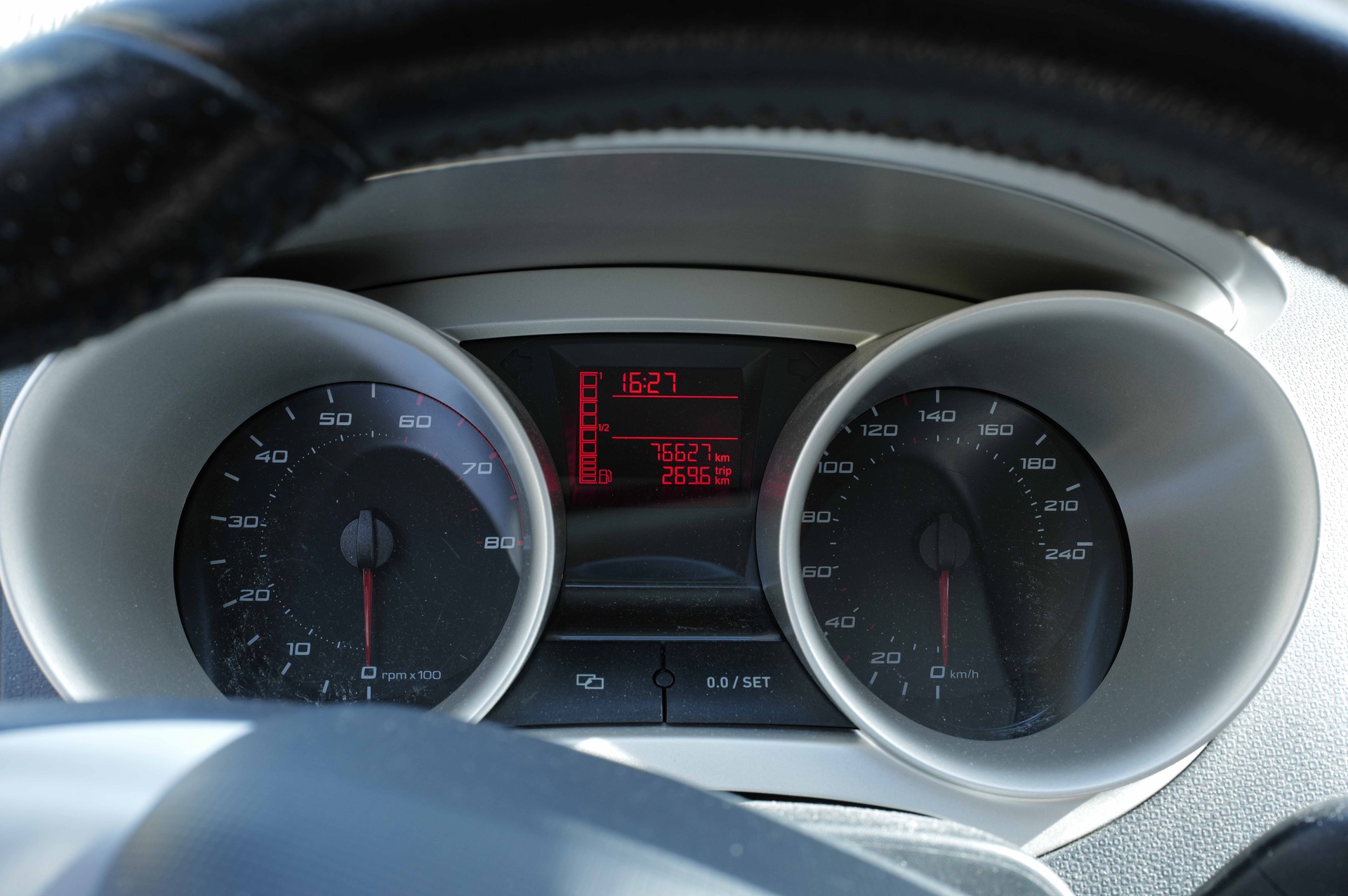 SEAT 1.6 16V Sport-image-3