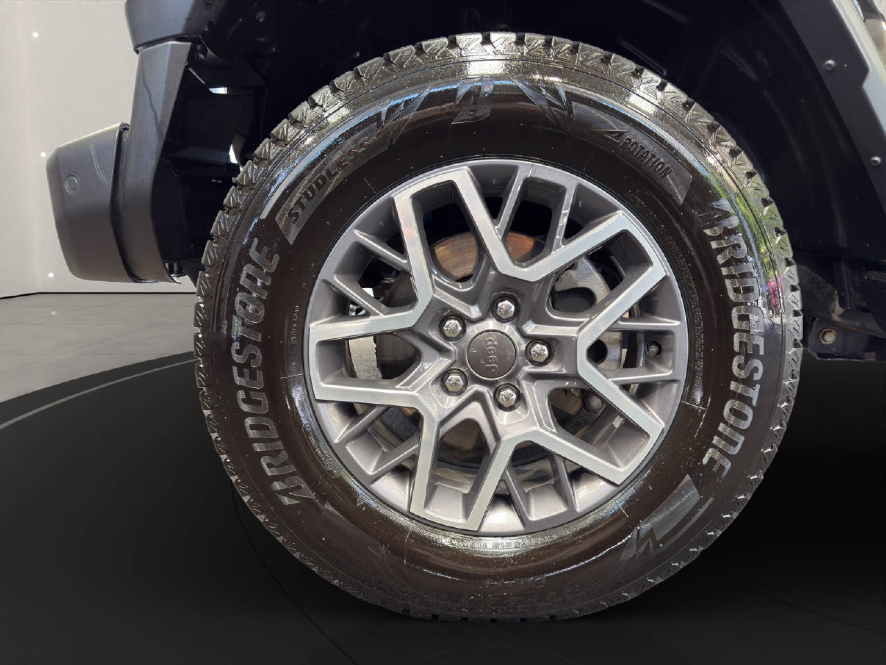 JEEP Wrangler 2.0 Turbo Sahara Unlimited 4xe-image-4