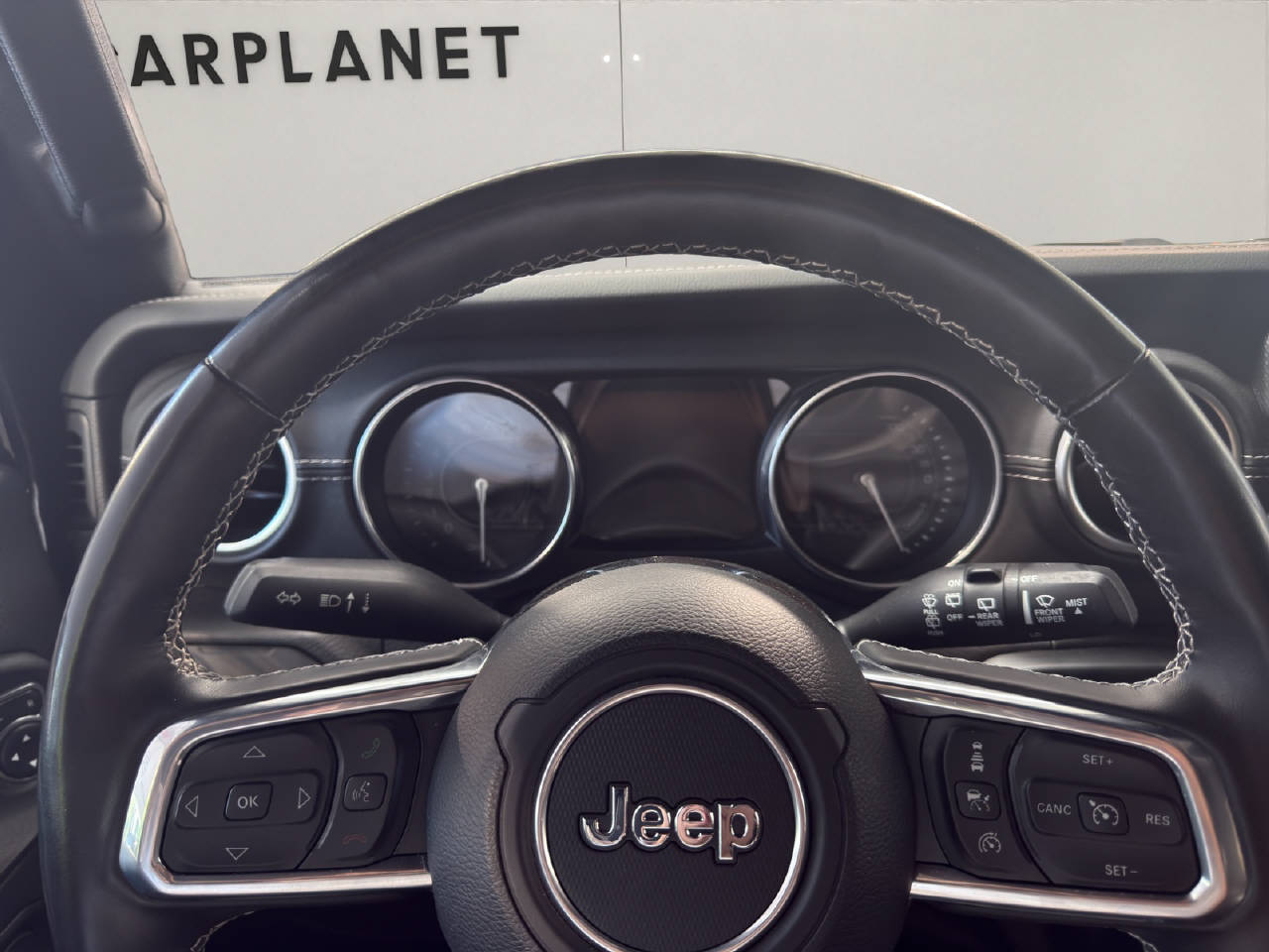 JEEP Wrangler 2.0 Turbo Sahara Unlimited 4xe-image-9