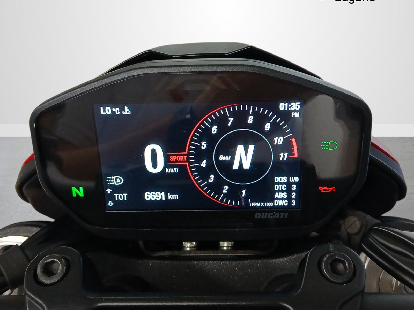 DUCATI HYPERMOTARD 950-showroom-element-2