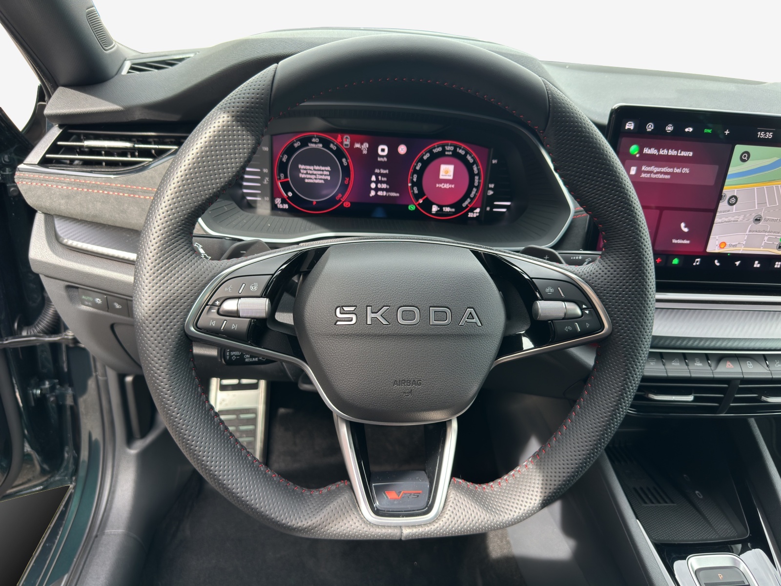 SKODA Octavia Combi 2.0 TSI DSG RS 30 Years Edition-image-9