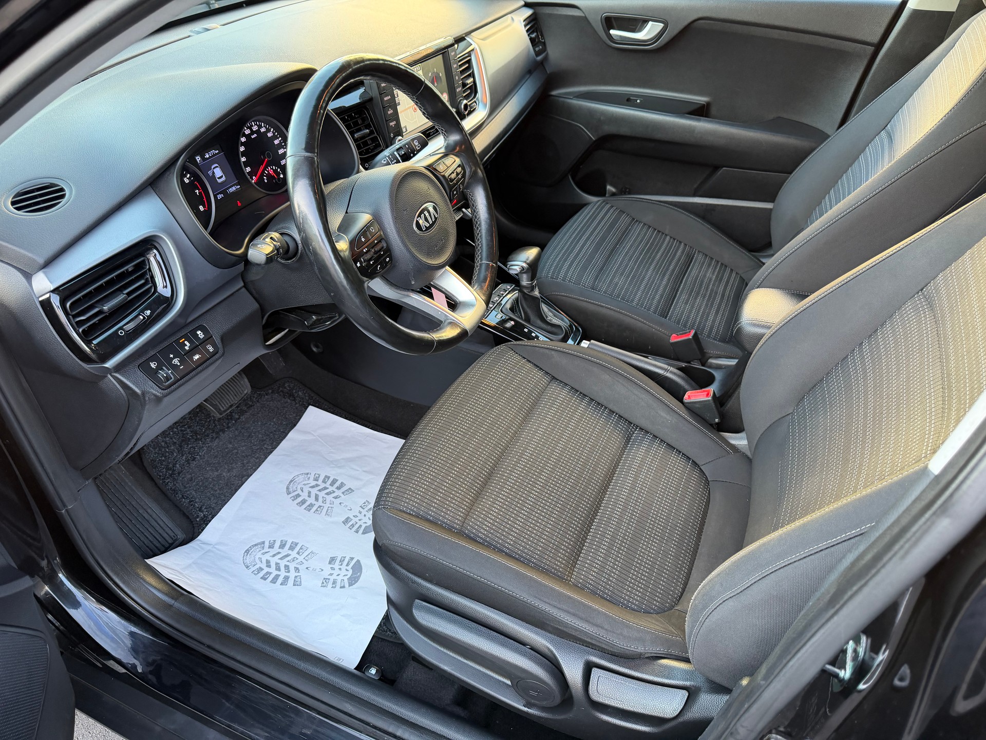KIA Stonic 1.0 T-GDi-image-7