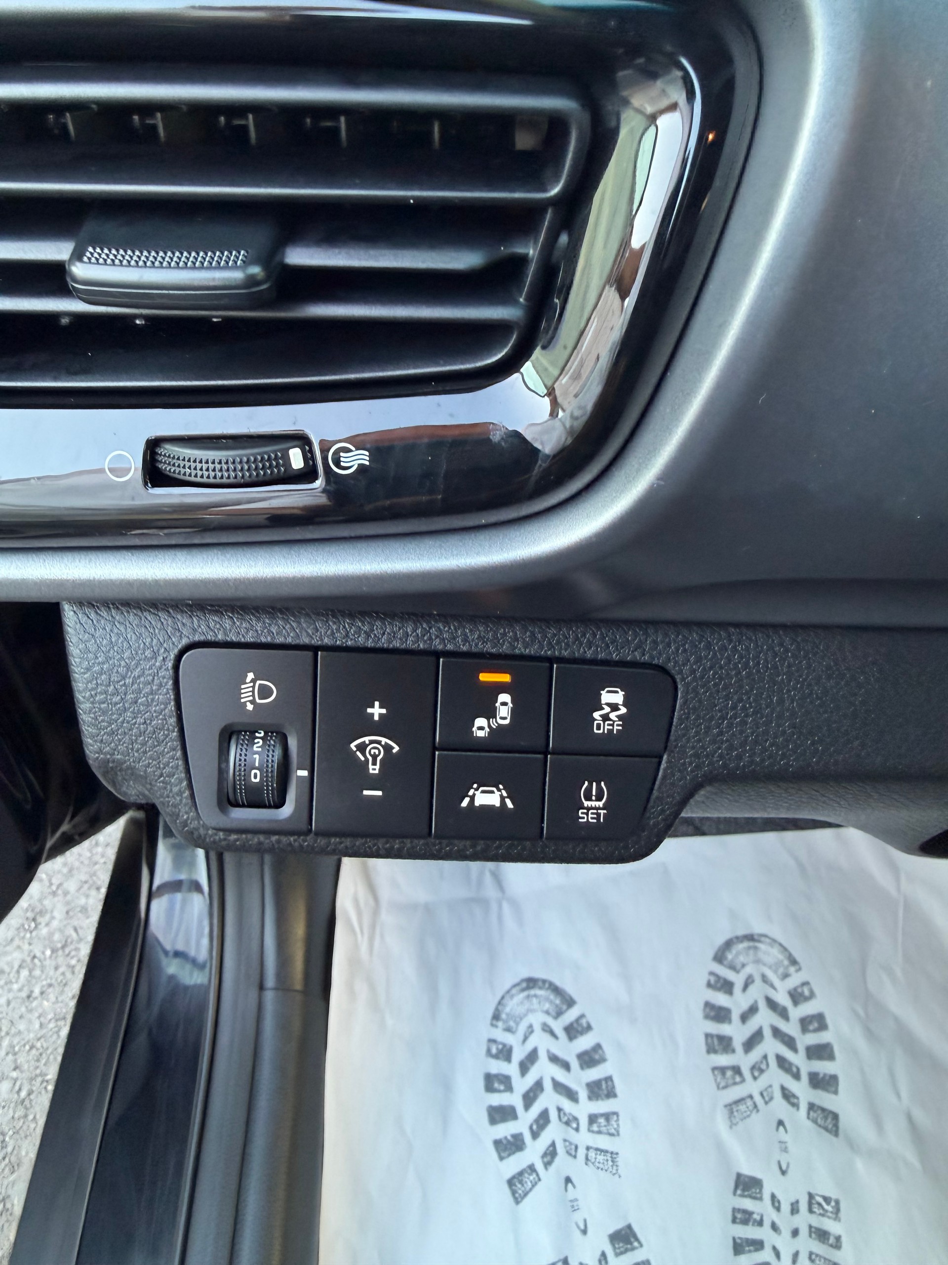 KIA Stonic 1.0 T-GDi-image-9