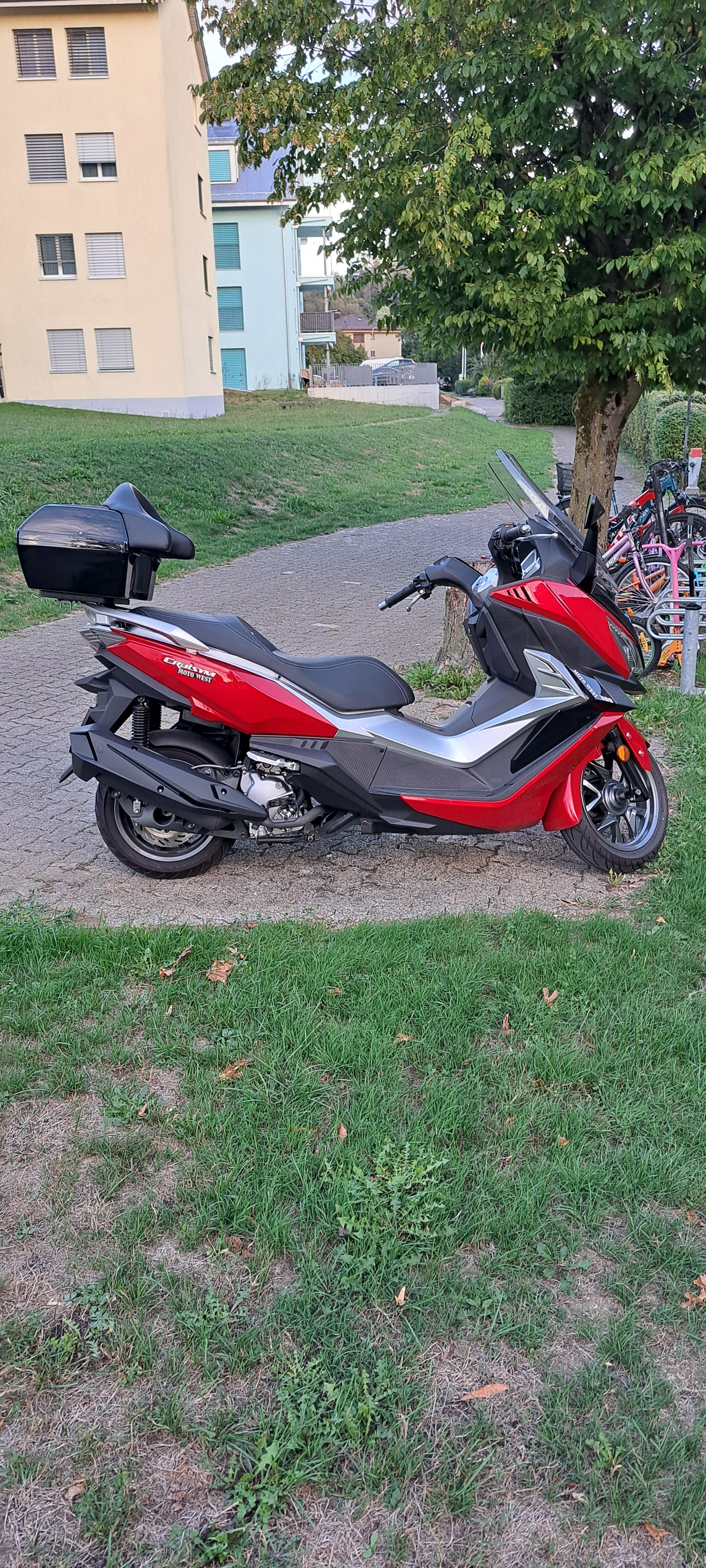SYM Cruisym 300 i ABS-image-1