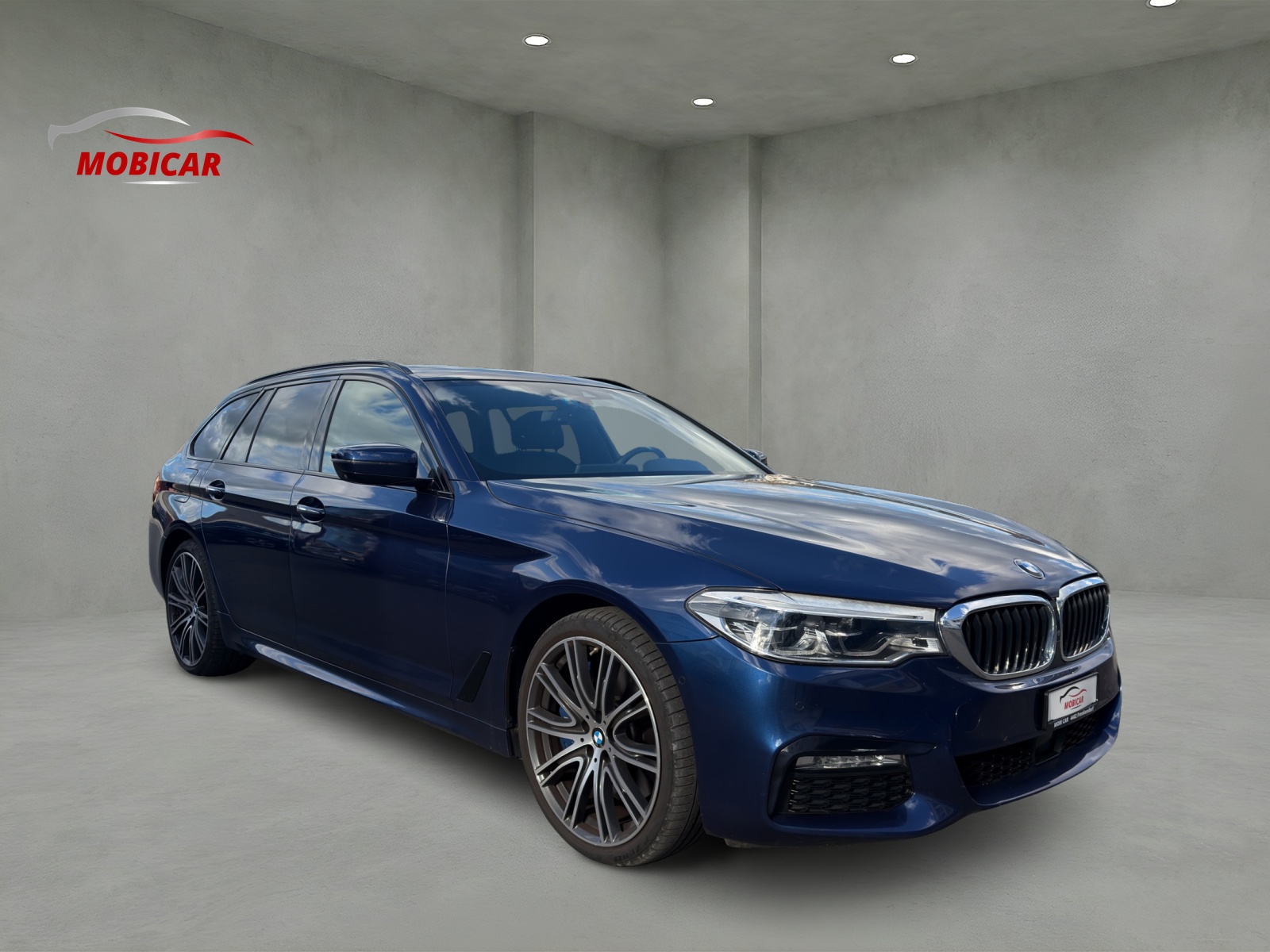 BMW 540i xDrive Touring Steptronic-image-6