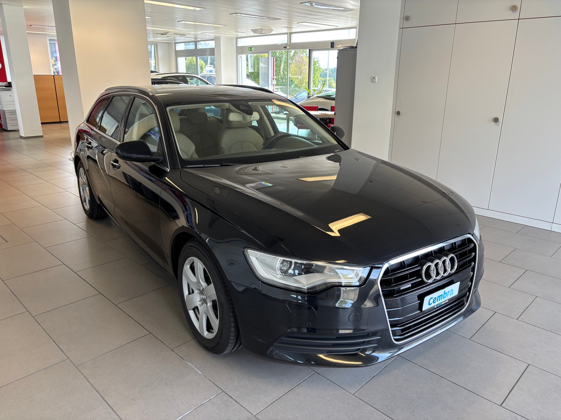 AUDI A6 Avant 3.0 TDI V6 quattro S-tronic-showroom-element-1