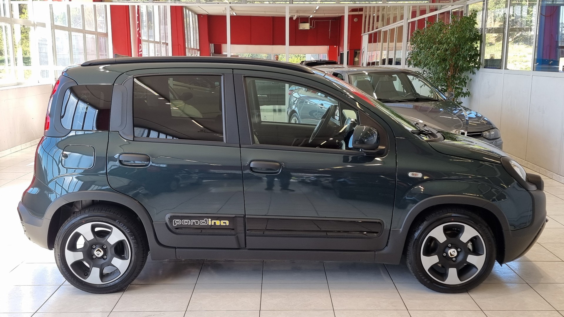 FIAT Pandina 1.0 Hybrid Cross-image-5