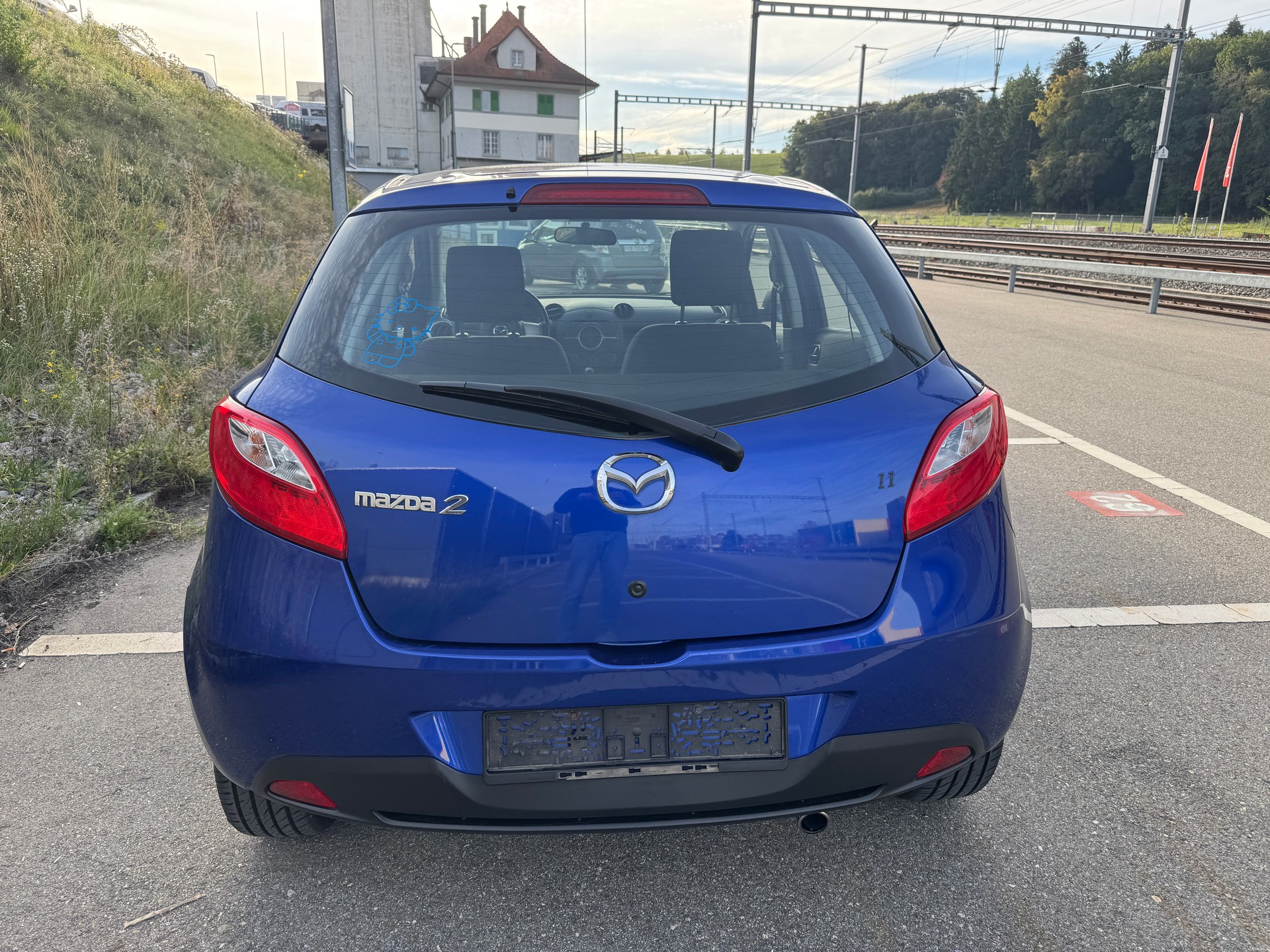 MAZDA 2 1.3i 16V Exclusive-showroom-element-3