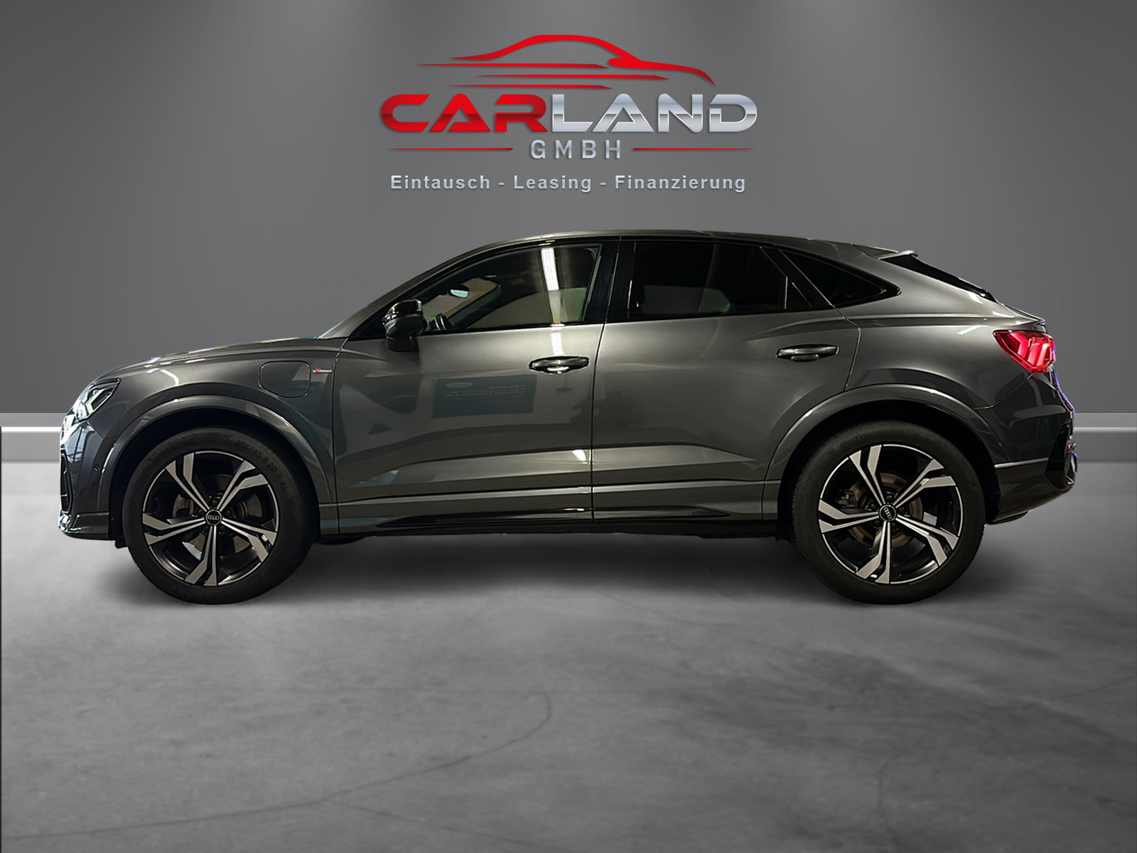 AUDI Q3 Sportback 45 TFSI e S line Attraction S-tronic-showroom-element-1