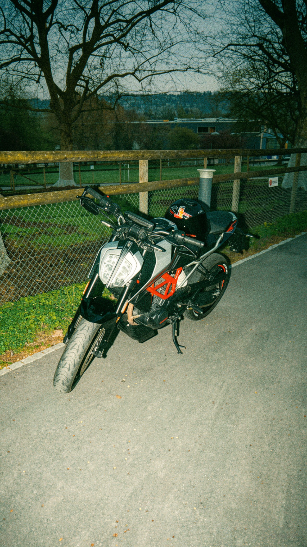 KTM 125 Duke-image-0
