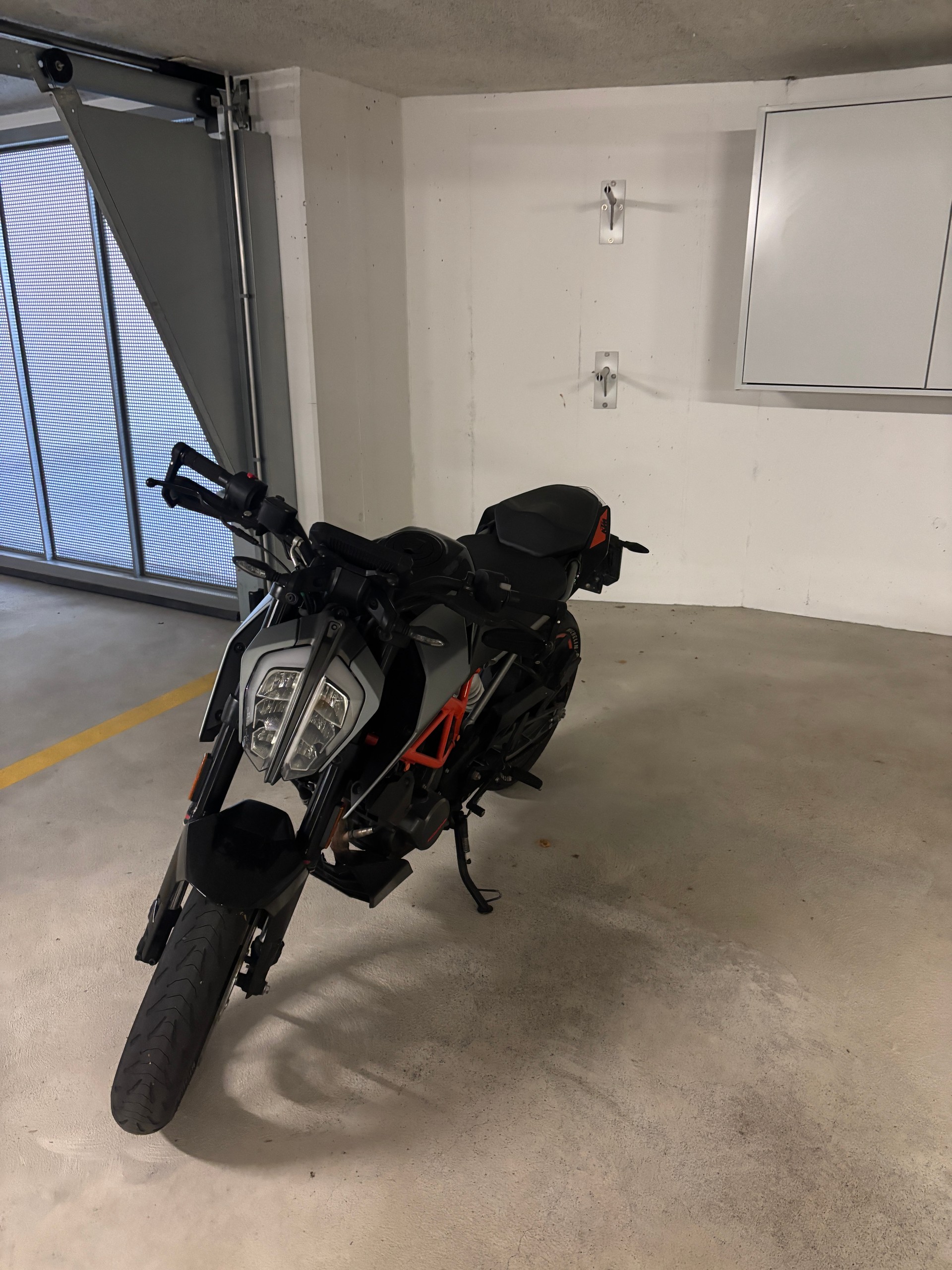 KTM 125 Duke-image-5