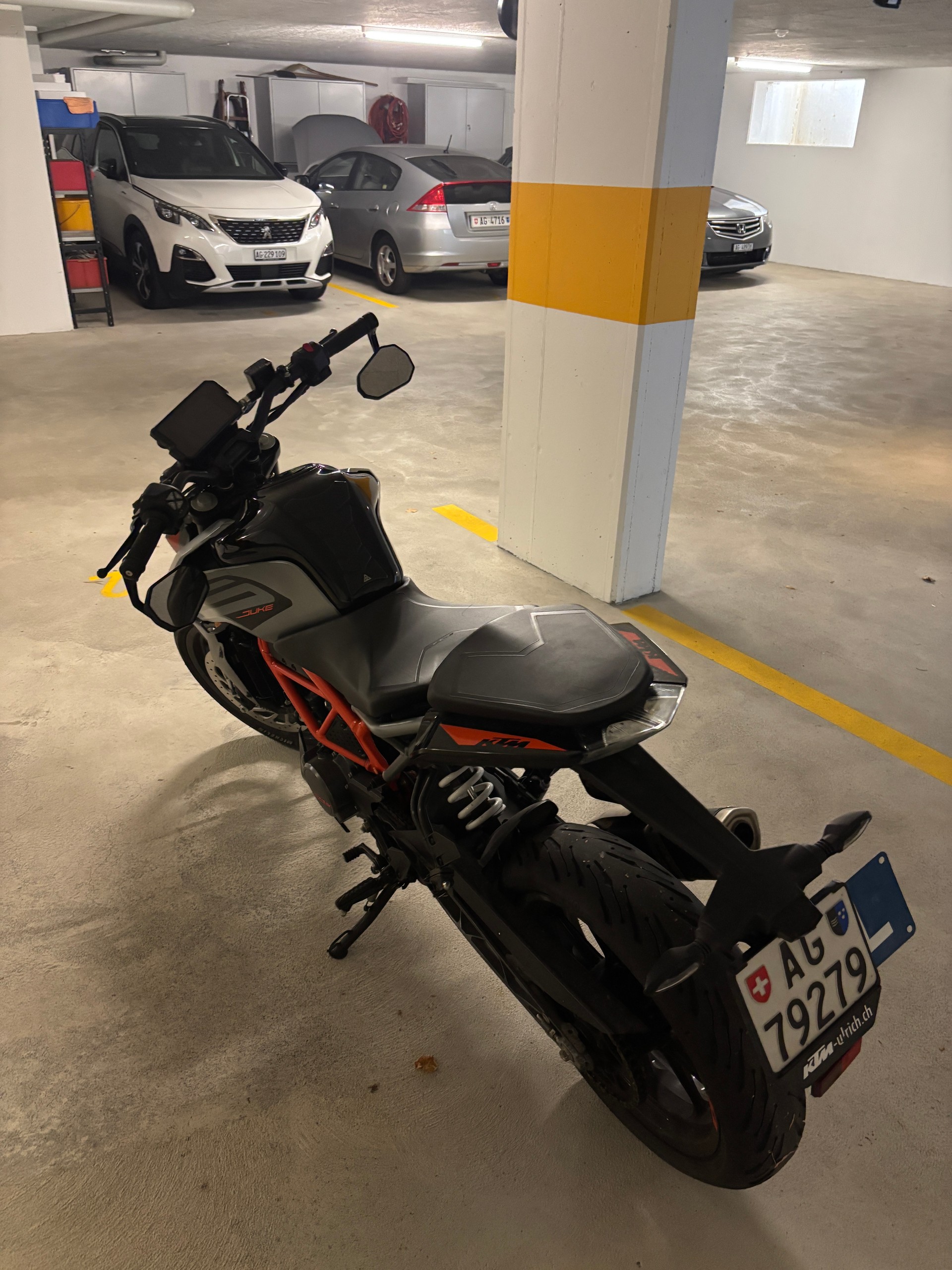 KTM 125 Duke-image-6
