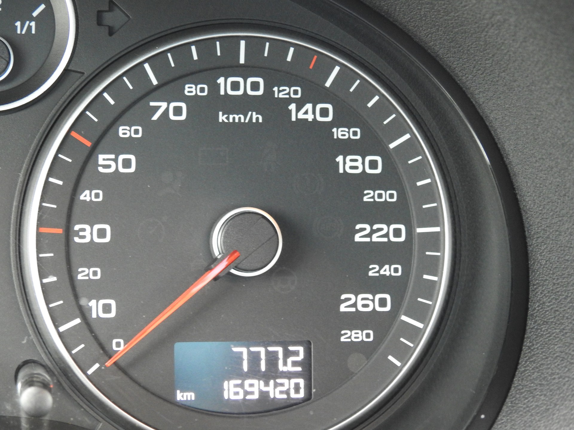 AUDI A3 Sportback 1.6 TDI Ambition S-tronic-image-21