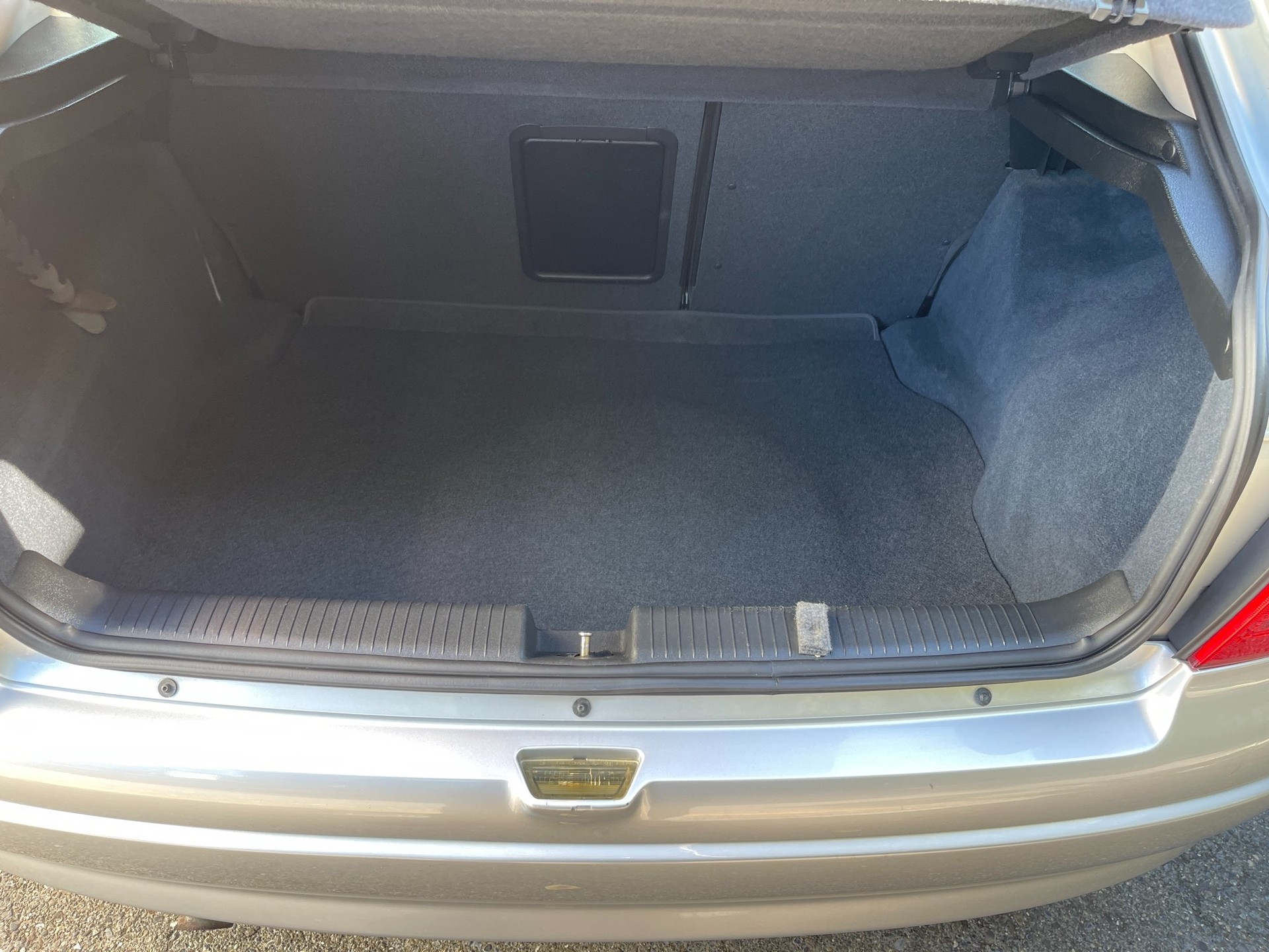 OPEL Astra 2.2i 16V Elegance-image-10