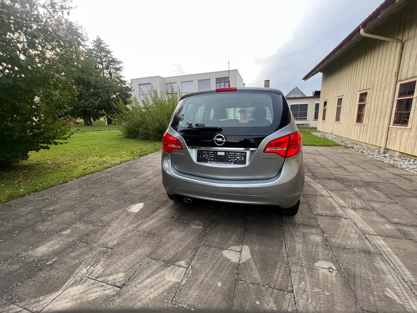 OPEL Meriva 1.4 Turbo Active Edition-image-6
