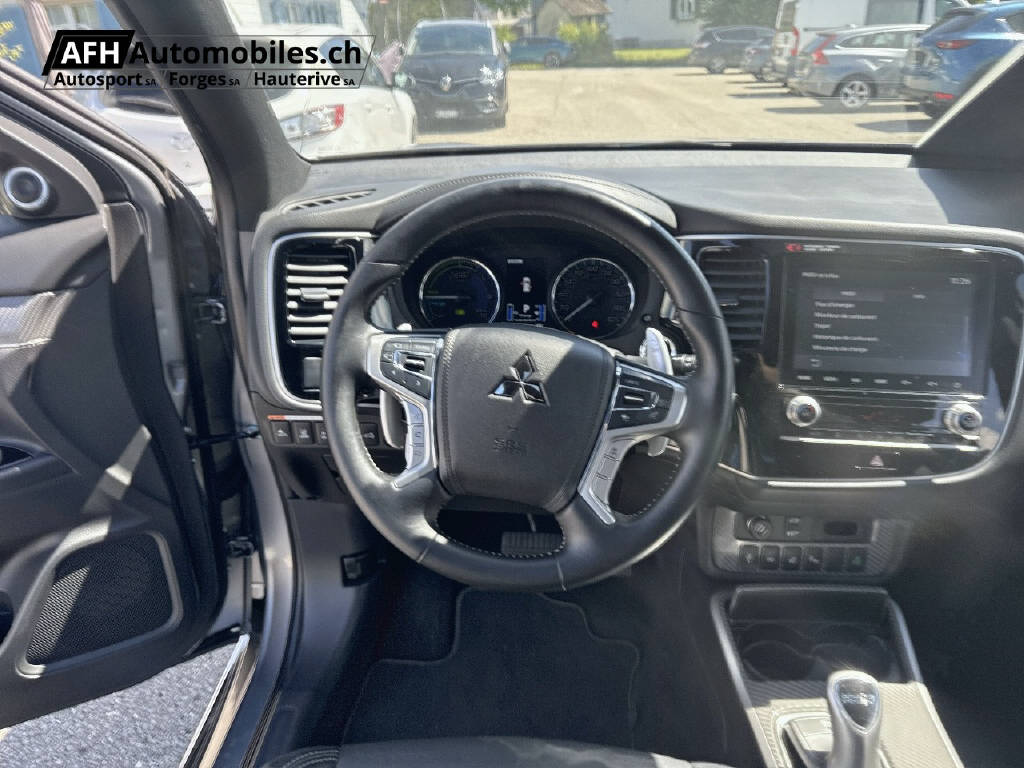 MITSUBISHI Outlander 2.4 PHEV Diamond-image-10